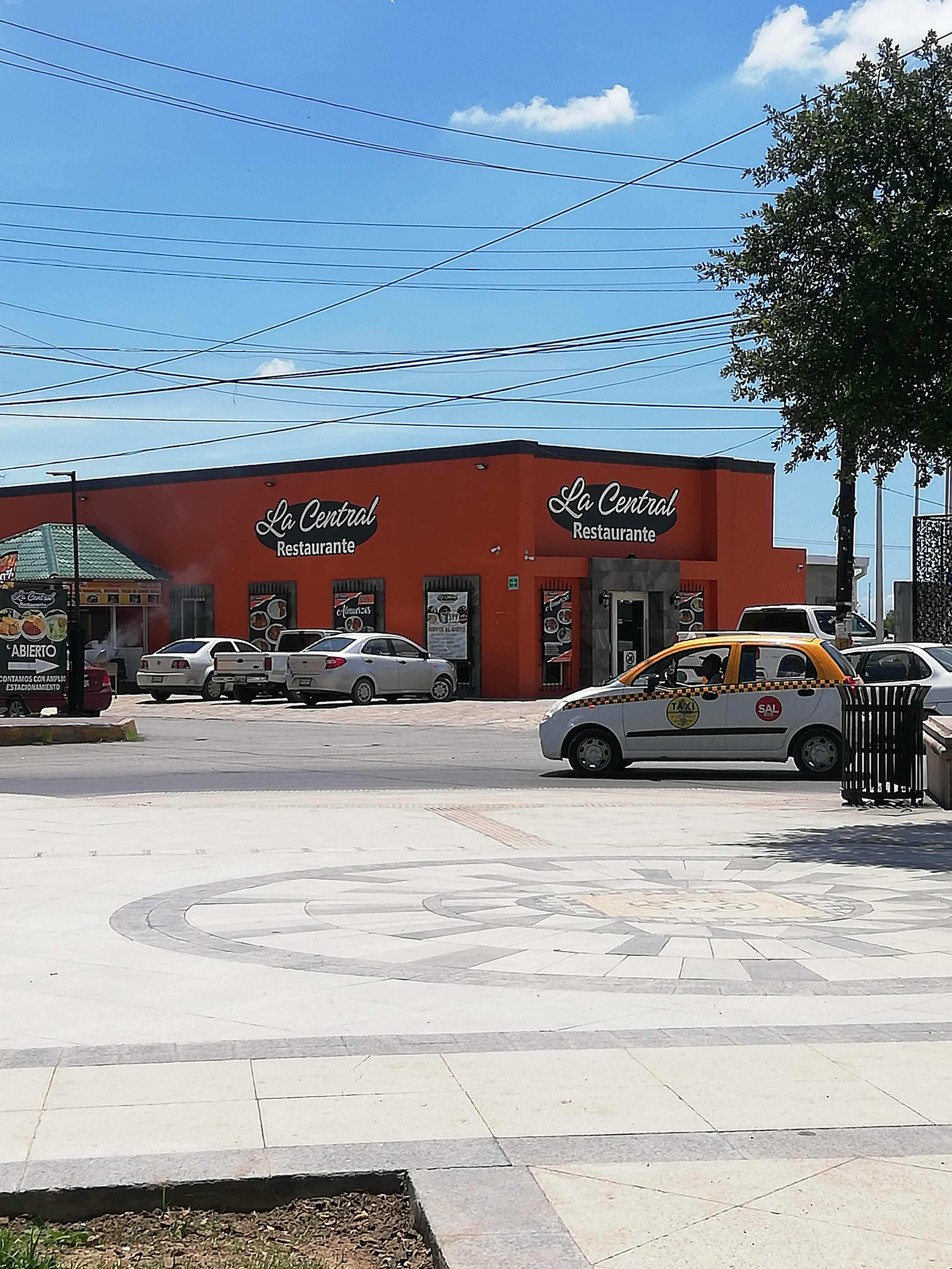 Restaurante " La Central" image 1