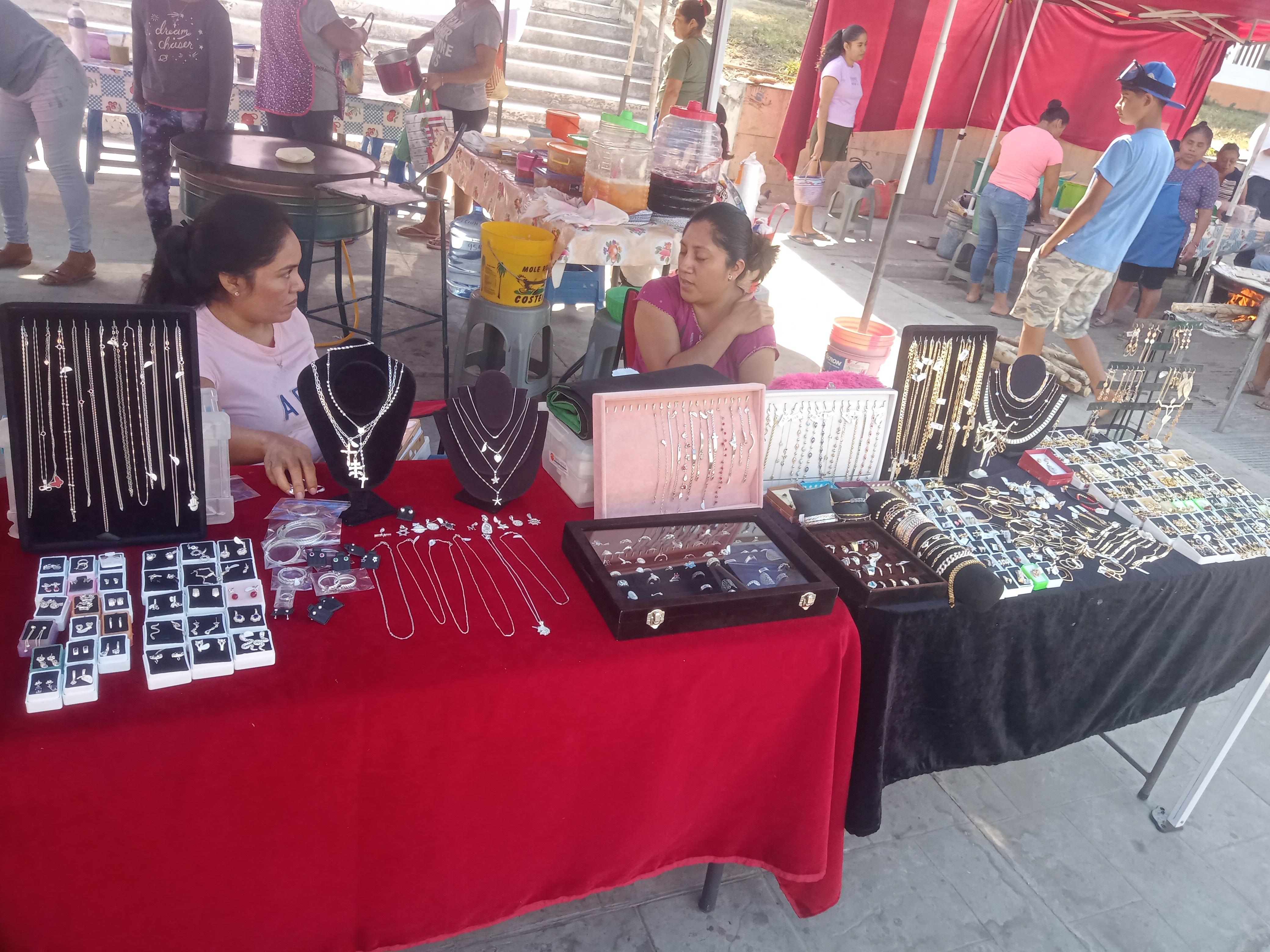 Chilo's Restaurante & Bar image 6