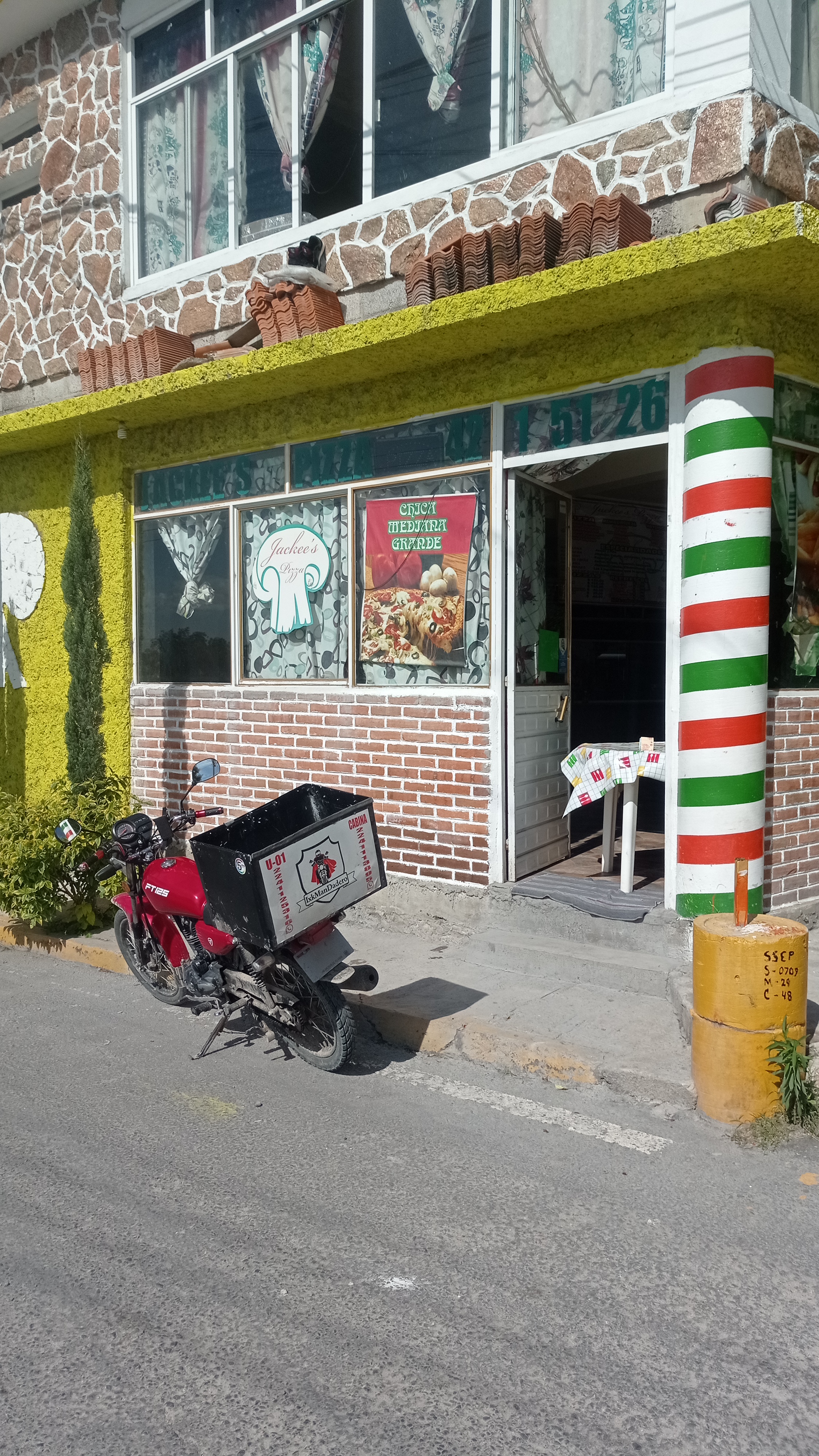 Jackee's Pizza image 6