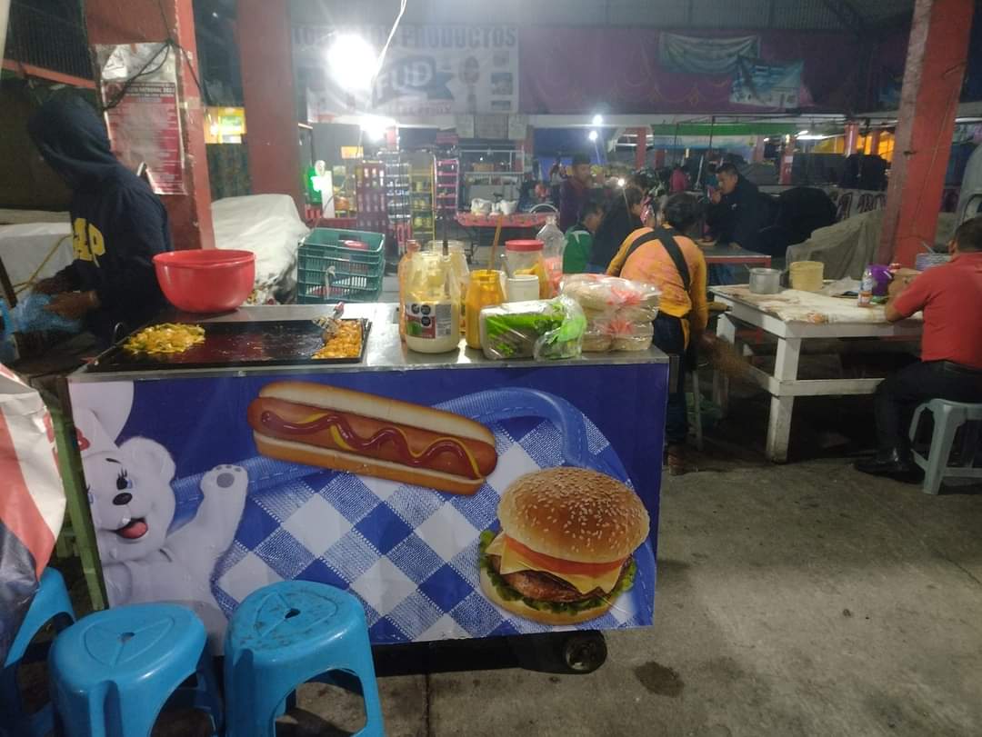 Y La Queso- Burguer image 5