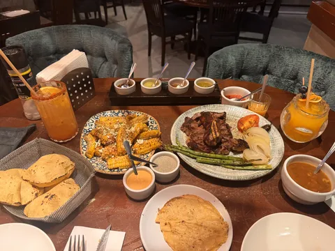 Porfirio's Restaurant - Bar image 2