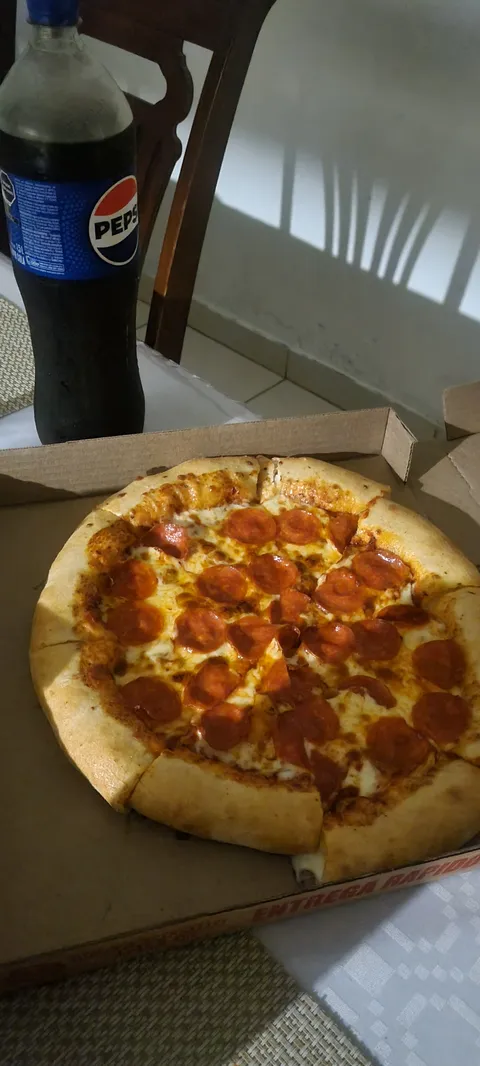 Mozzarella Pizza image 1