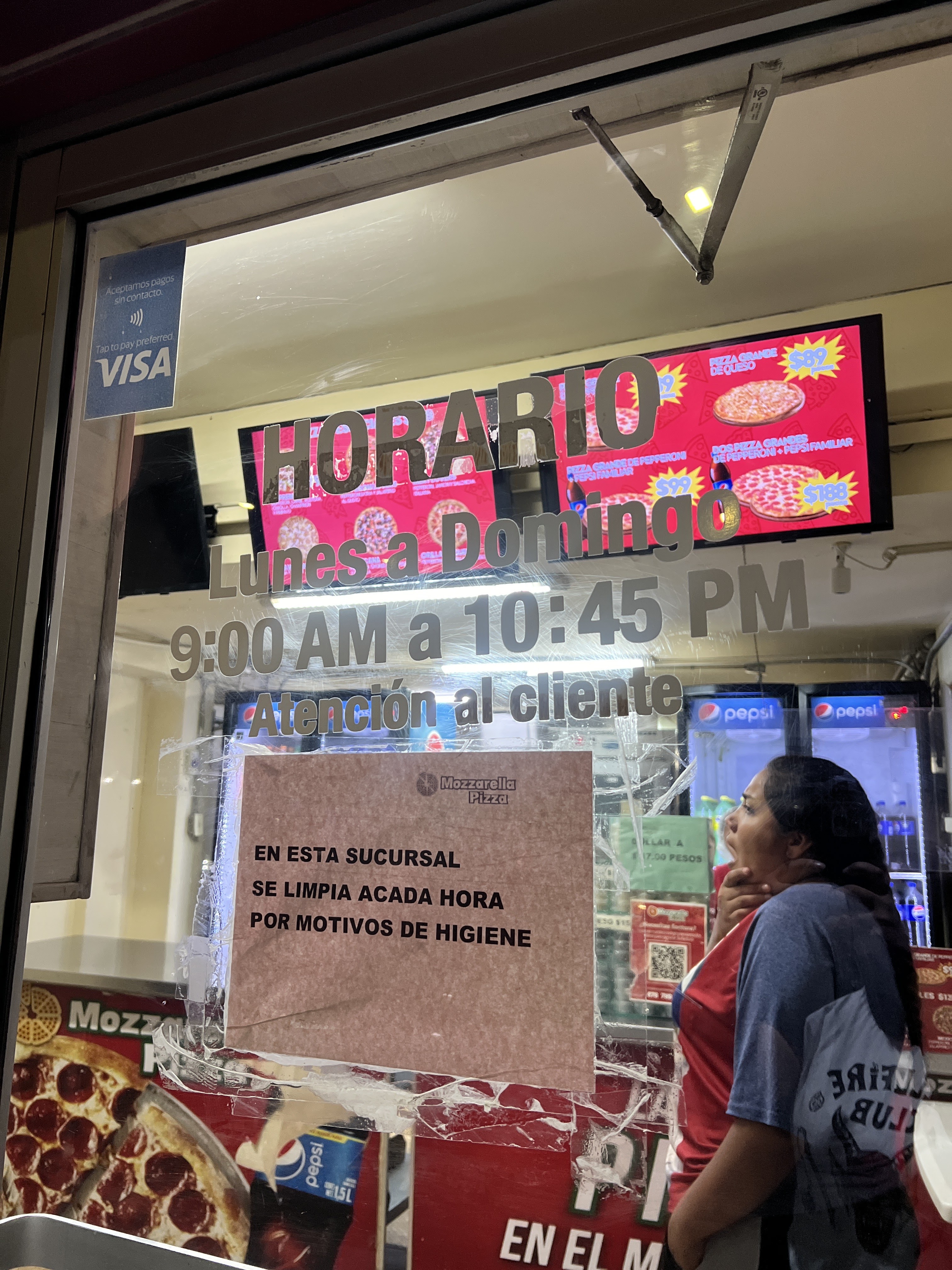 Mozzarella Pizza image 10