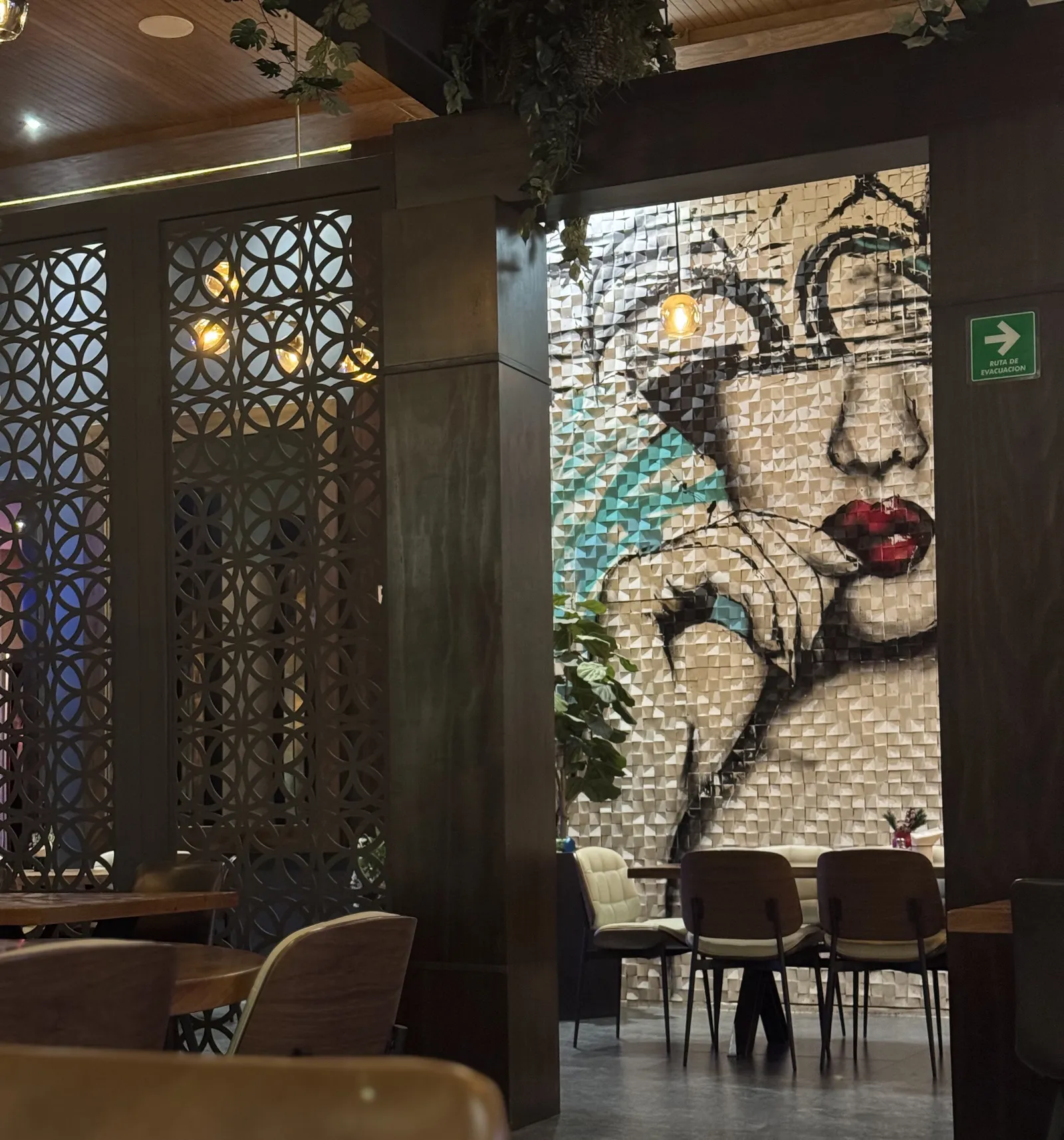 República Restaurant And Bar image 8