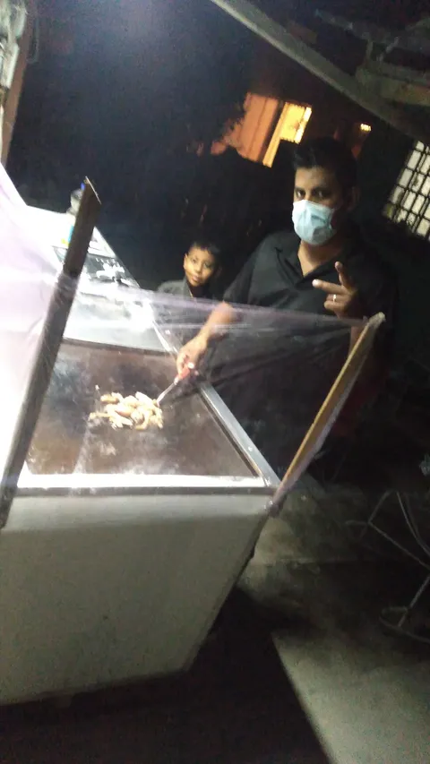 Paco Burger image 4
