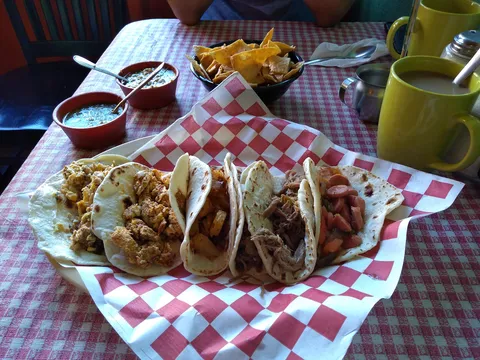 El Jacalon image 8