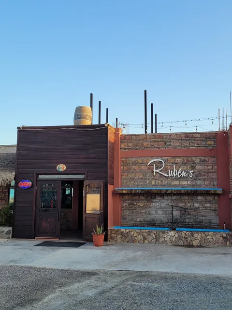 Ruben's image 3