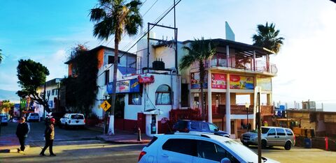 La Escondida Puerto Nuevo. Restaurante Bar image 1