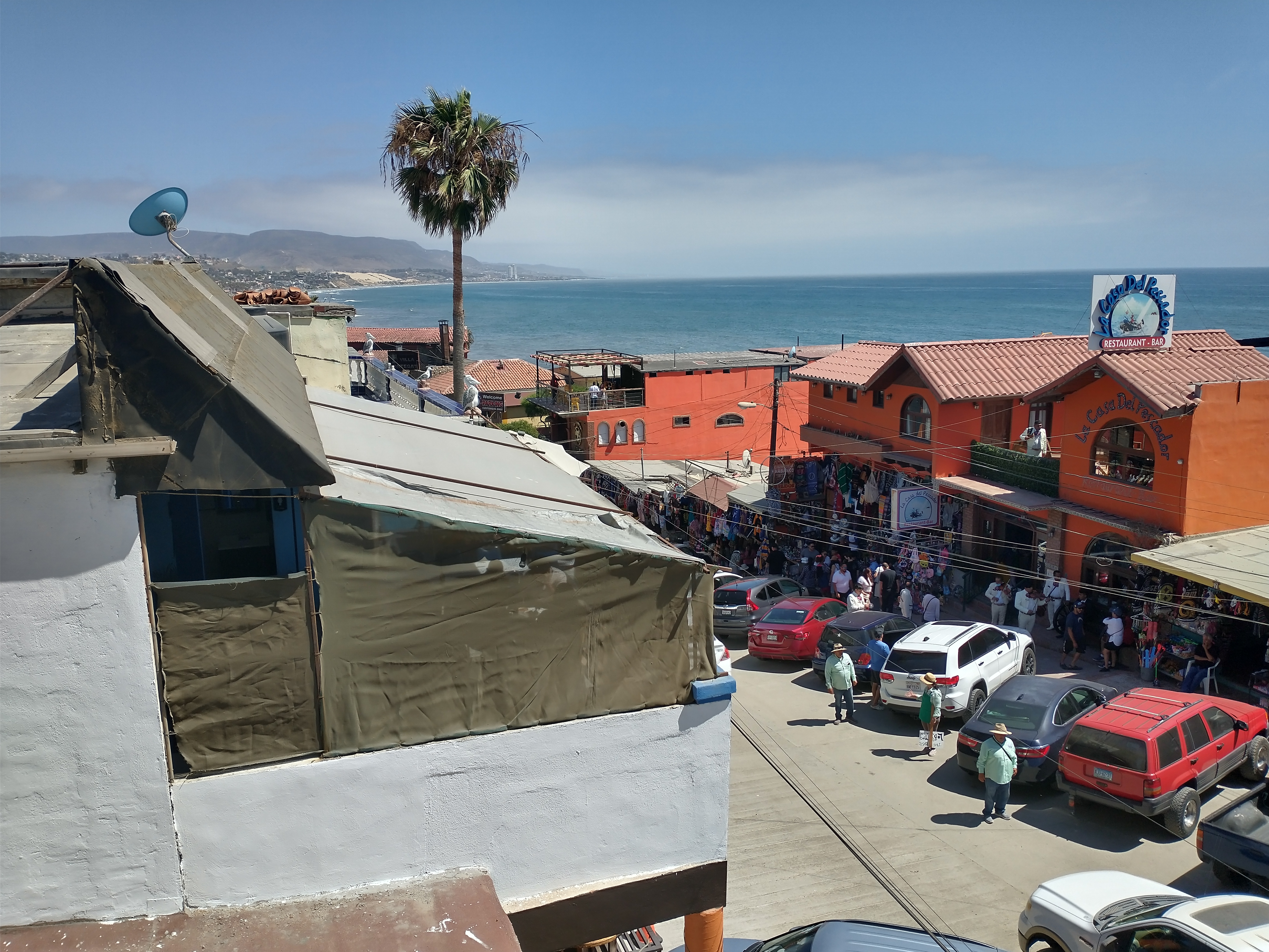 La Escondida Puerto Nuevo. Restaurante Bar image 4