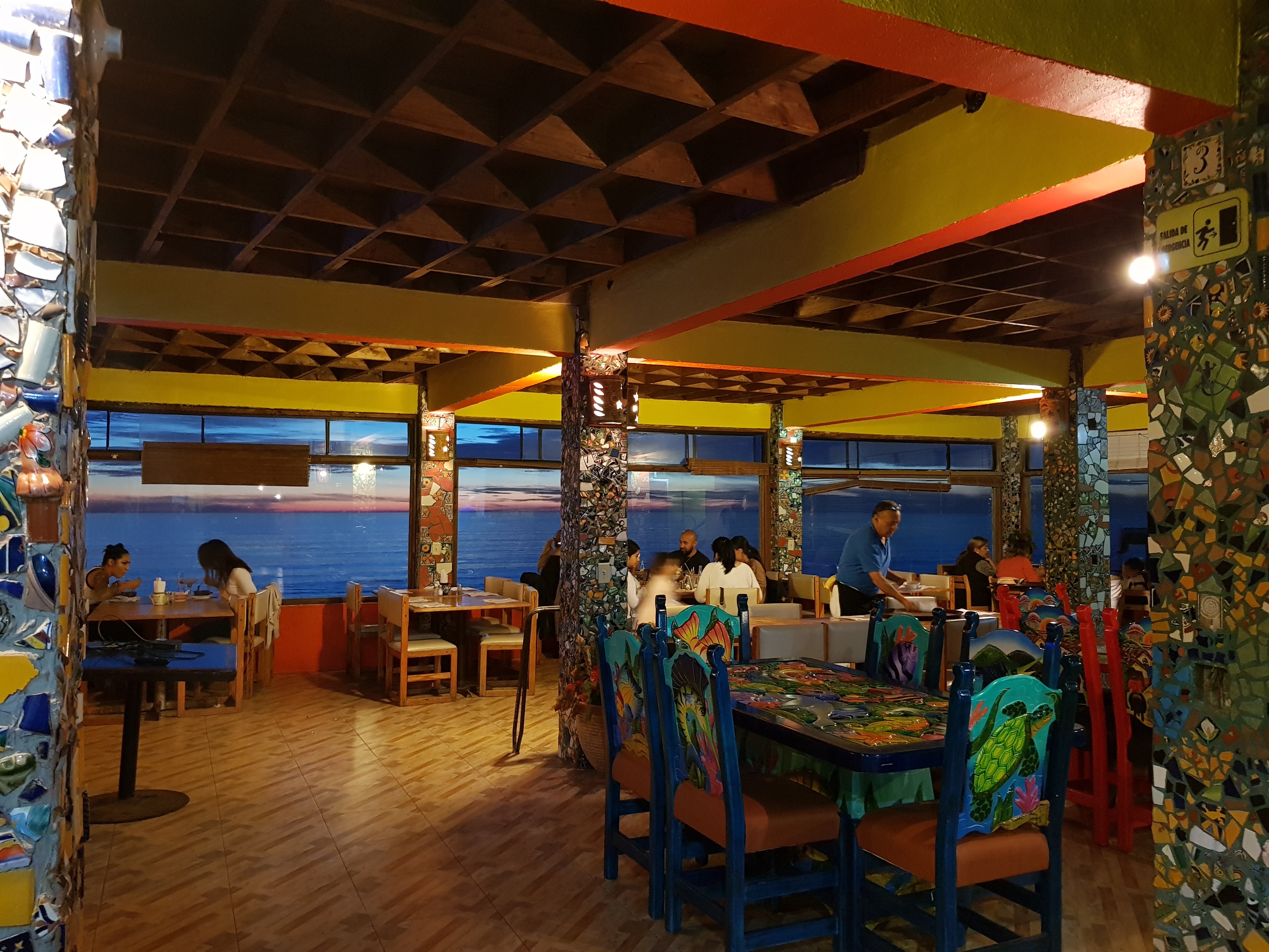 Restaurant-bar Playa Delfin image 1