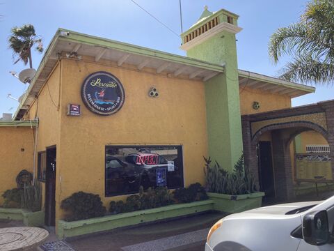 El Pescador Restaurant image 1