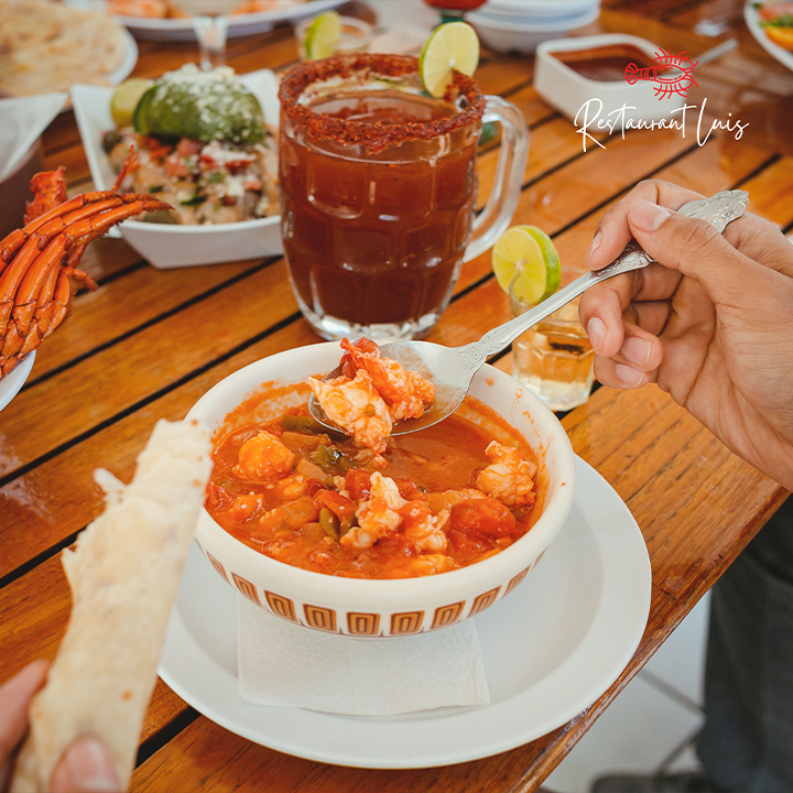 Restaurant Luis Puerto Nuevo image 6