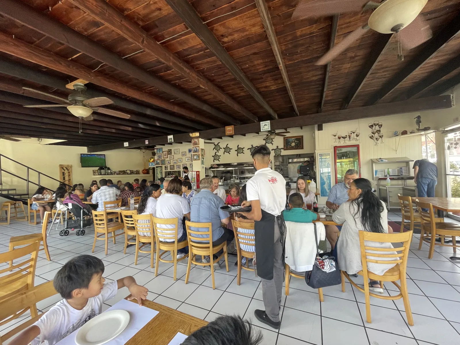 Restaurant Luis Puerto Nuevo image 7