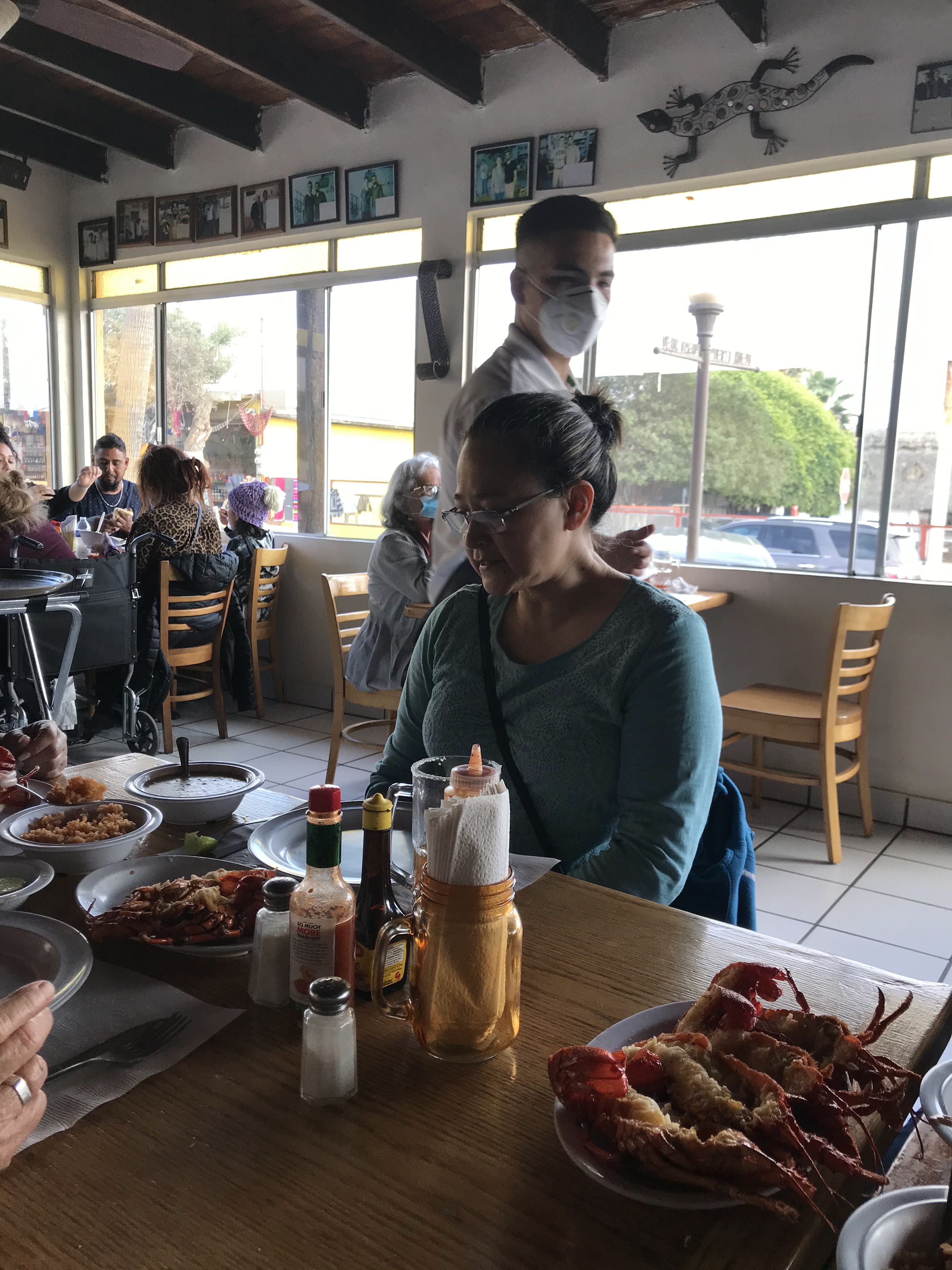 Restaurant Luis Puerto Nuevo image 9