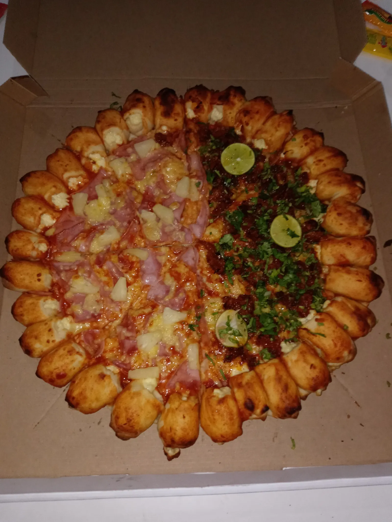 Carsl pizza image 2