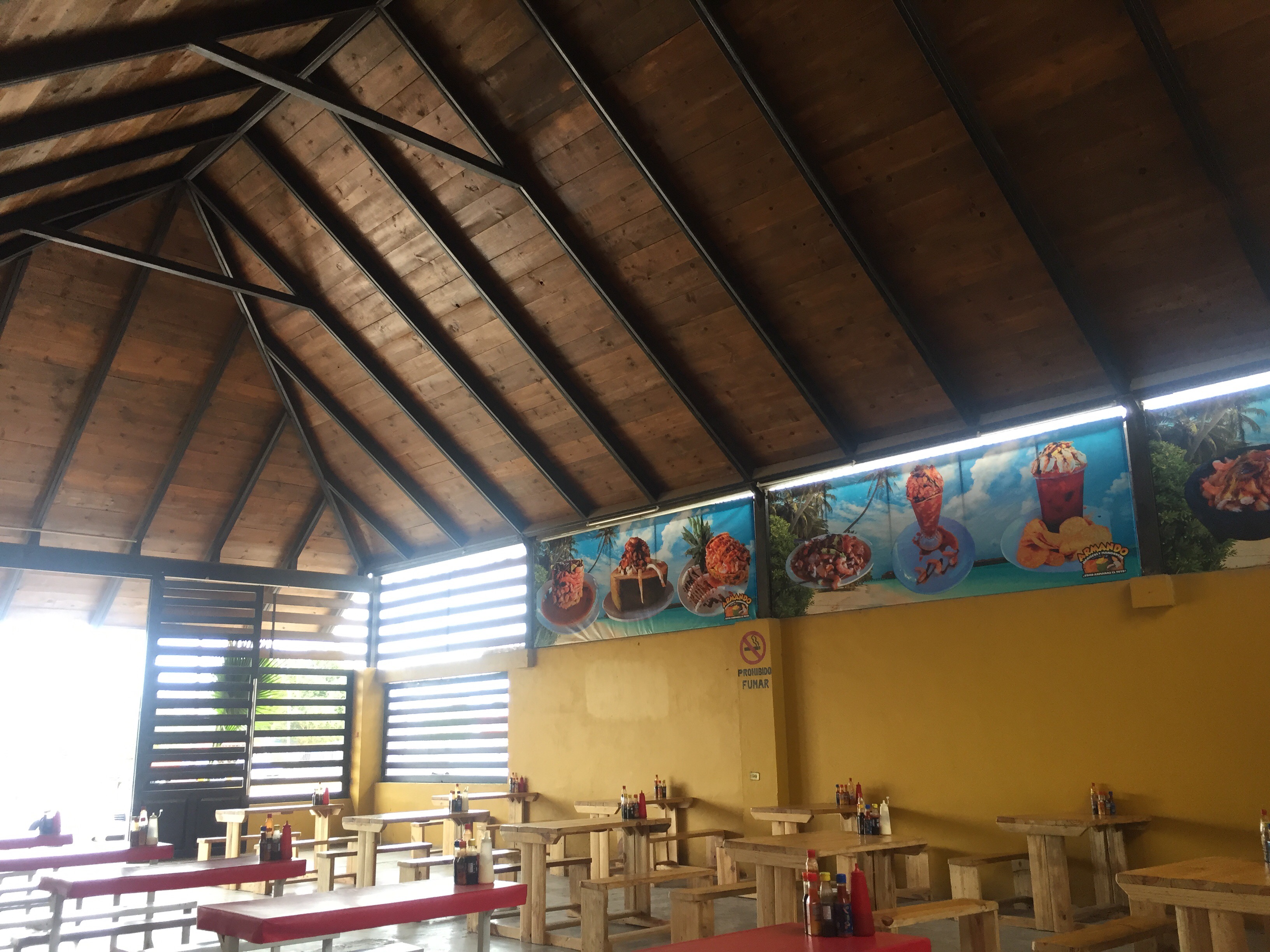 Armando Mariscos Suc. Miguel Alemán. image 1