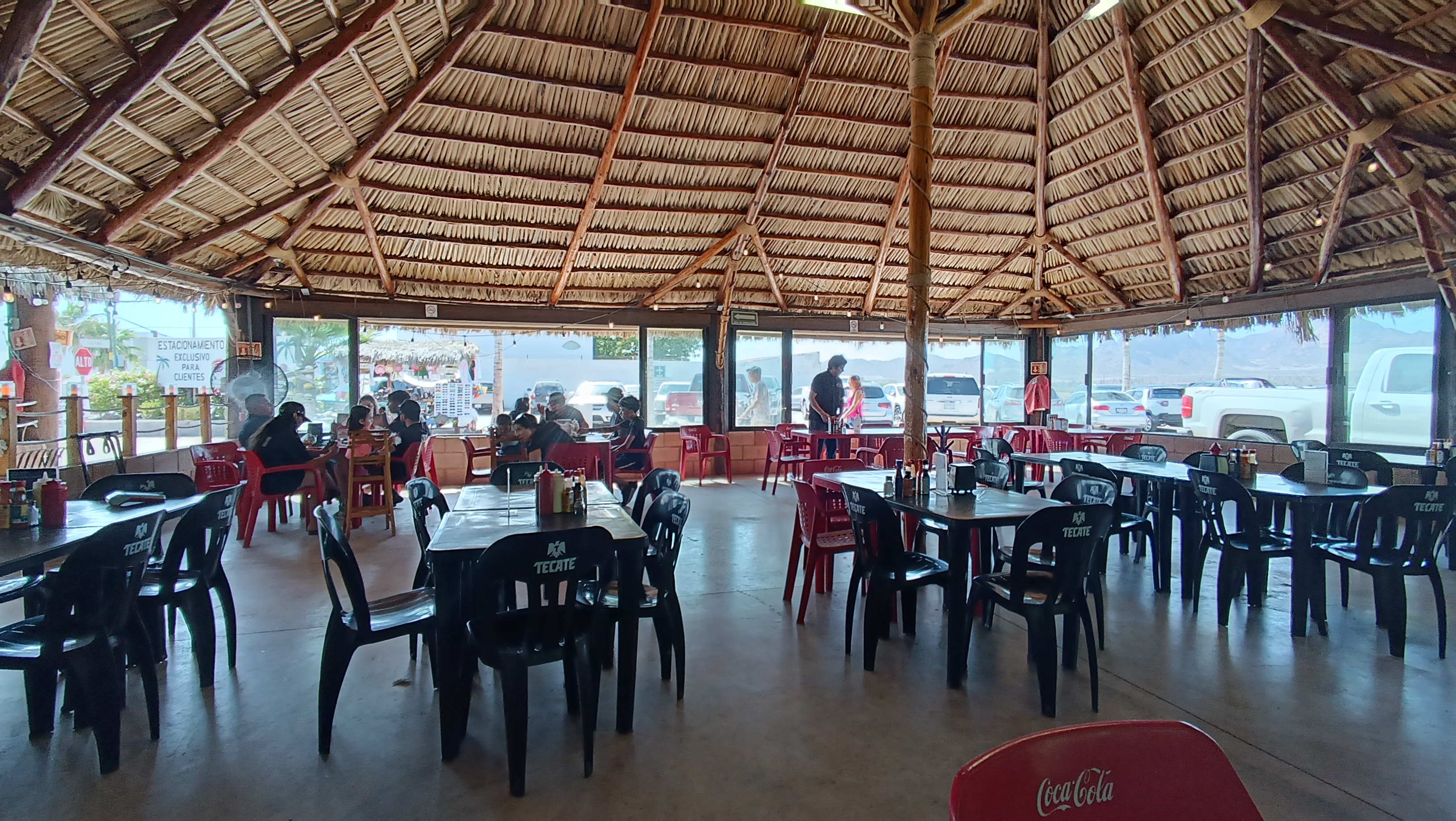 El Pargo Rojo Restaurant image 4