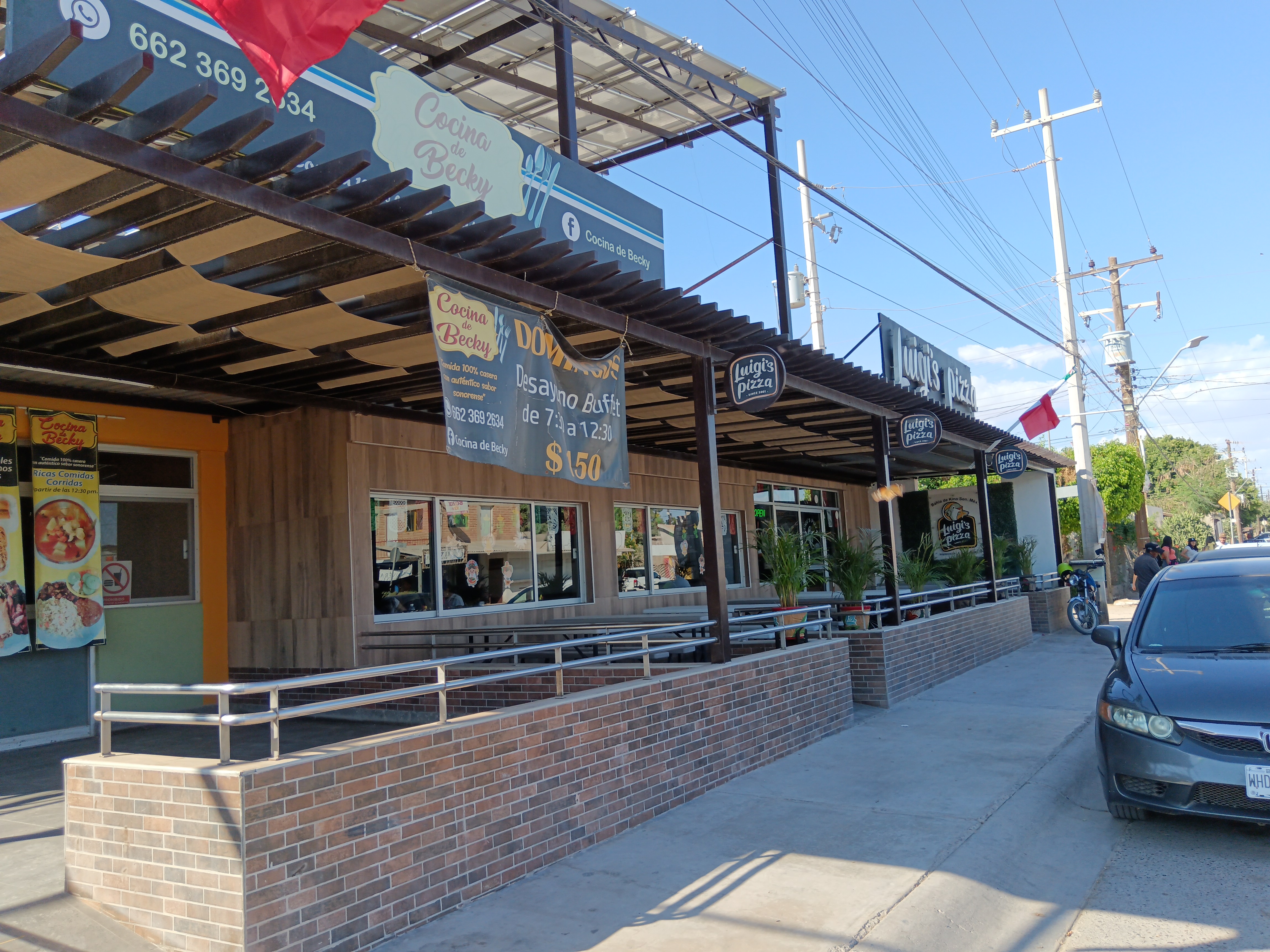 Luigi's Pizza image 1