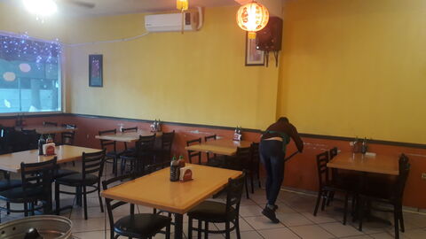 Pollo Feliz - Express image 4