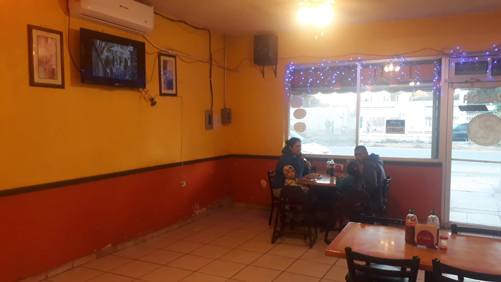 Pollo Feliz - Express image 9