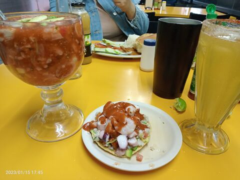 Mariscos Alex image 1