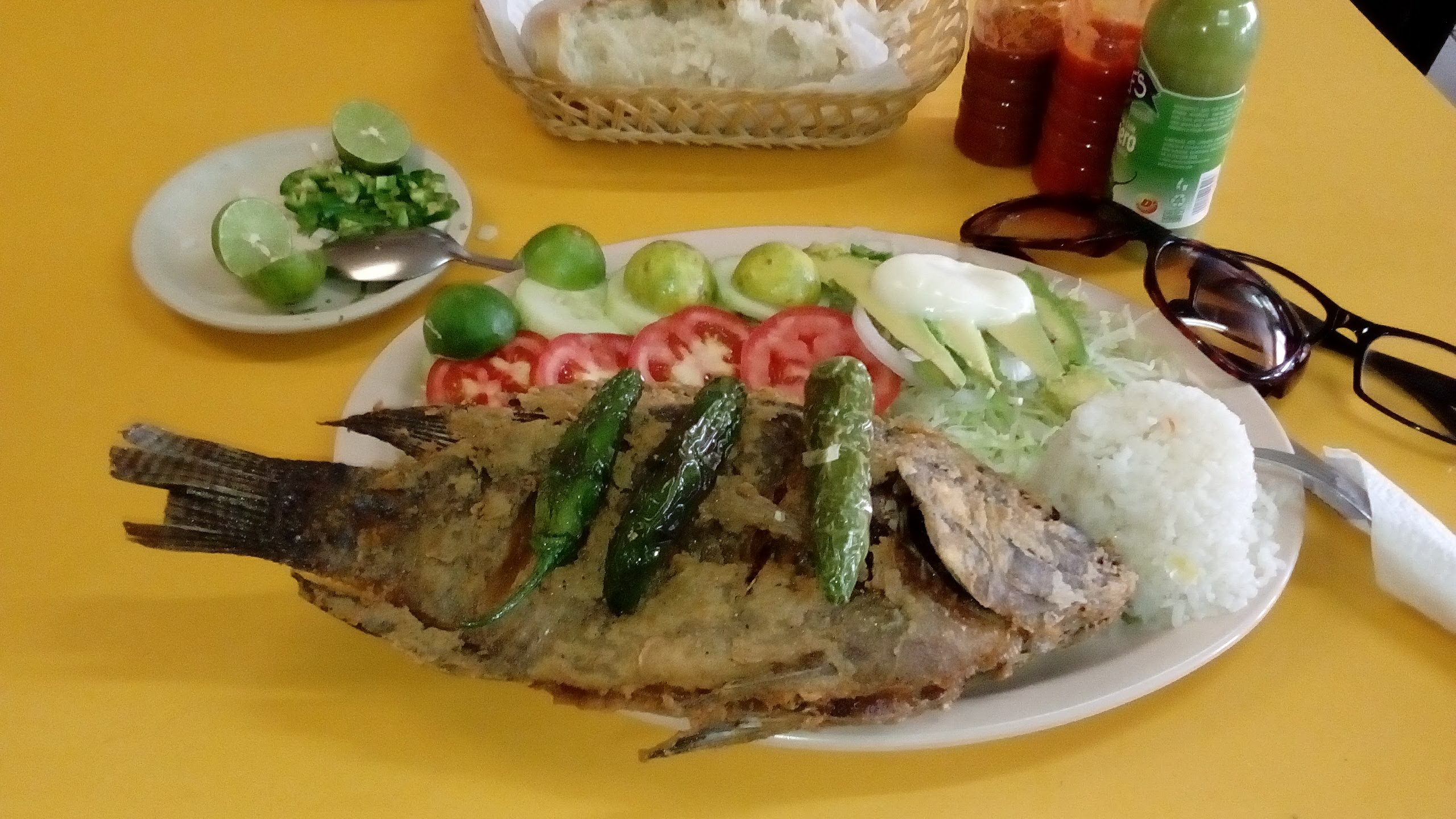 Mariscos Alex image 3