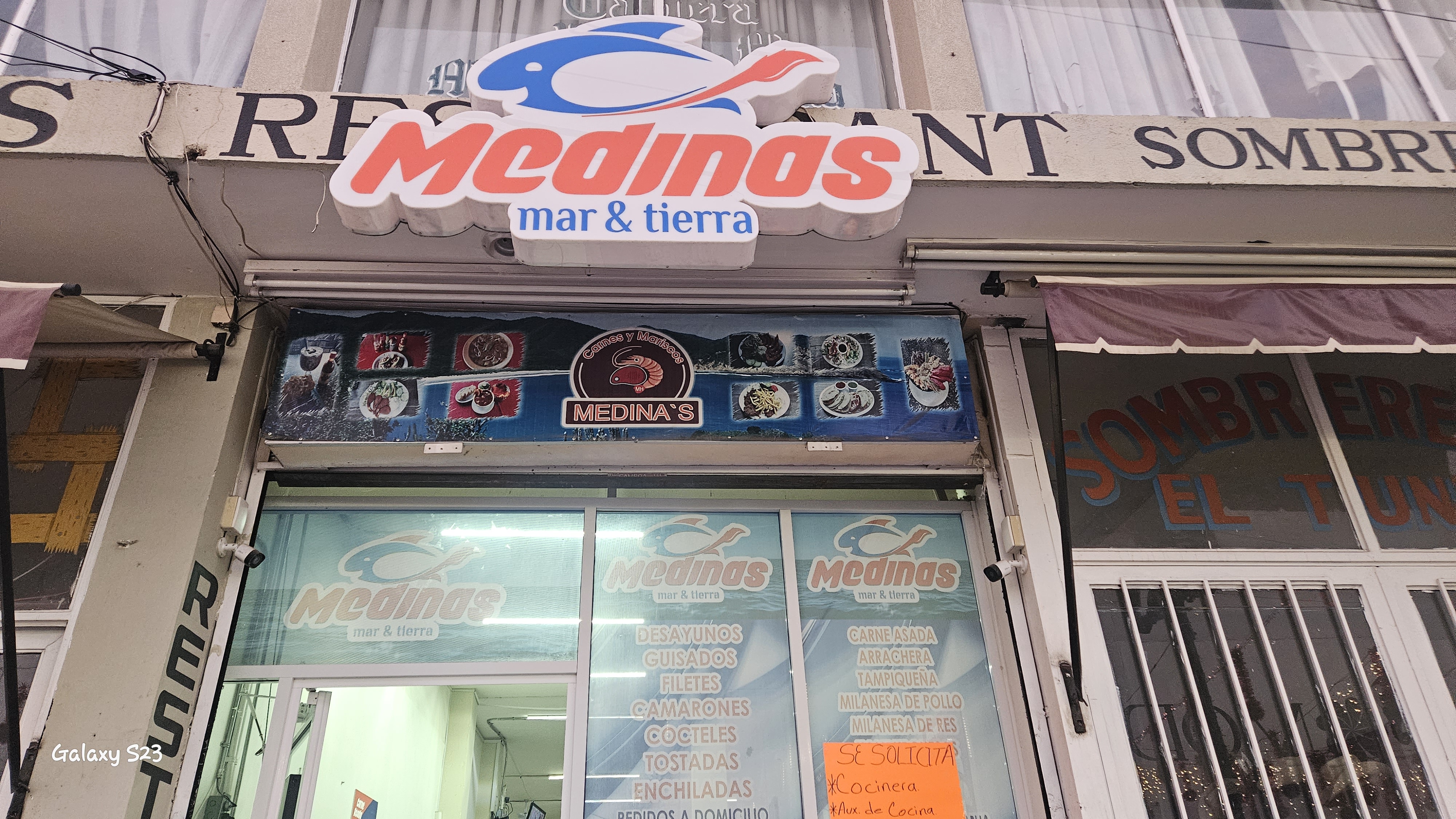 CARNES Y MARISCOS MEDINA image 1