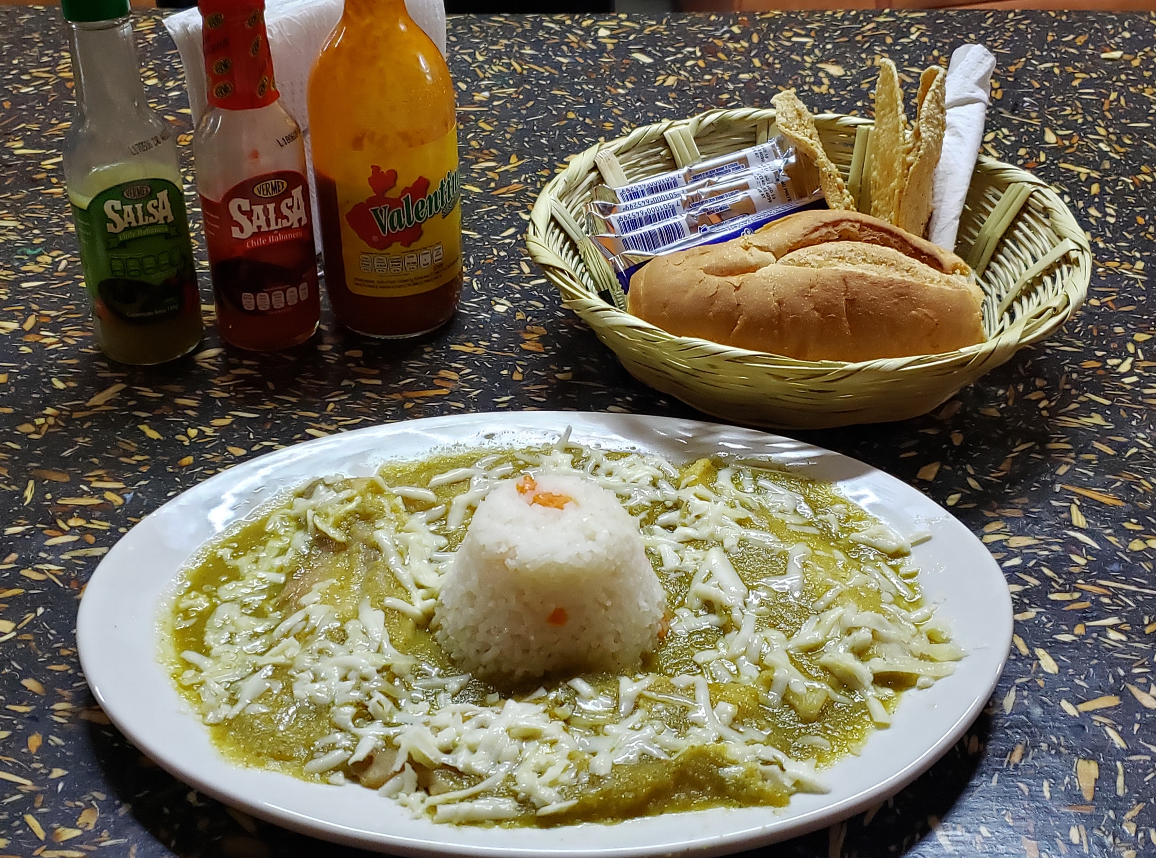 CARNES Y MARISCOS MEDINA image 4