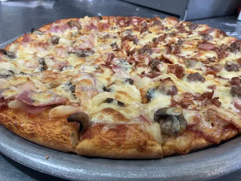 Ton´s que Pizza México image 2