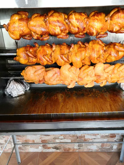 Rosticeria El Gallo Loco image 2