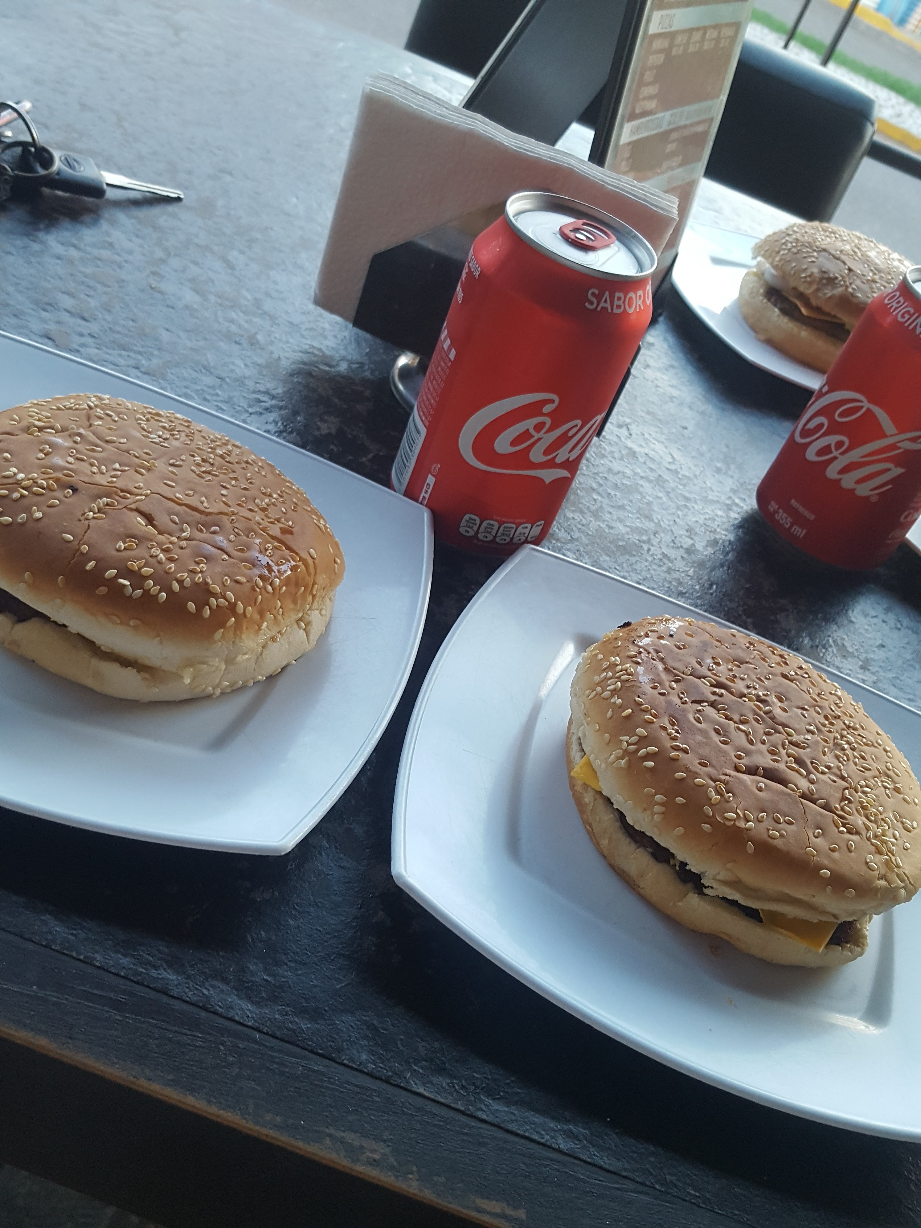 Lobby Bar Pizzas image 4