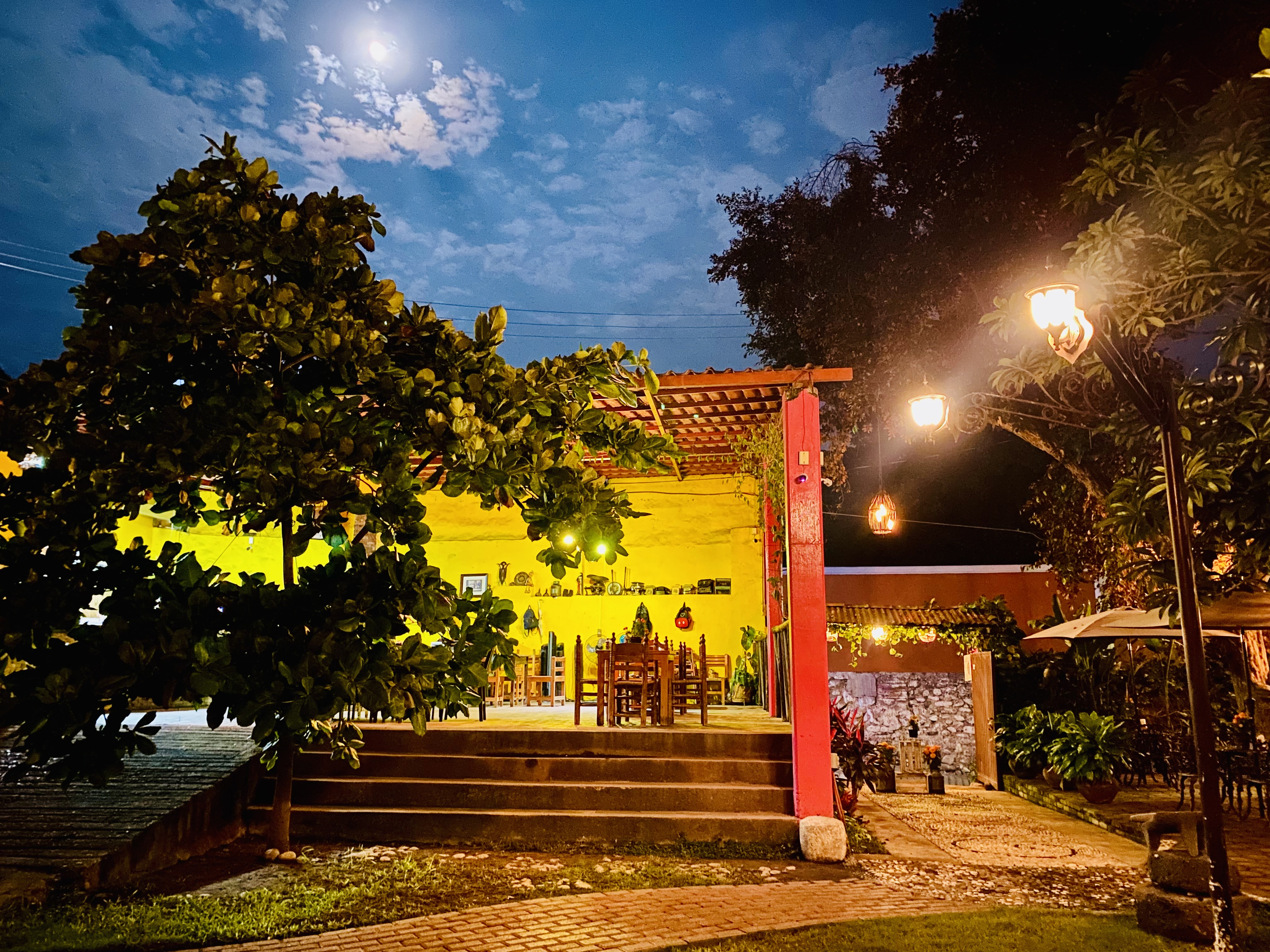 Bistro "Chumil" image 5