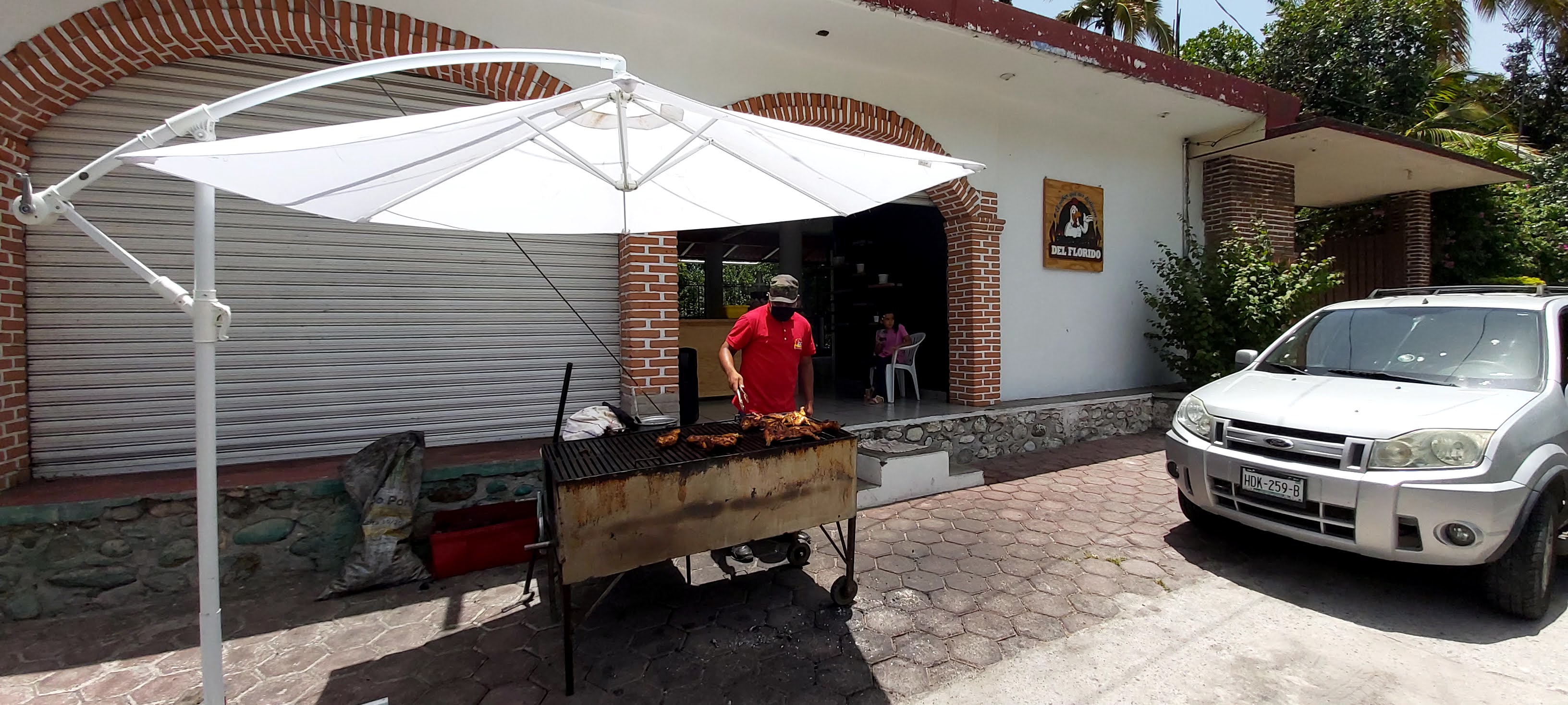 Pollos al carbon del florido tetecala image 8