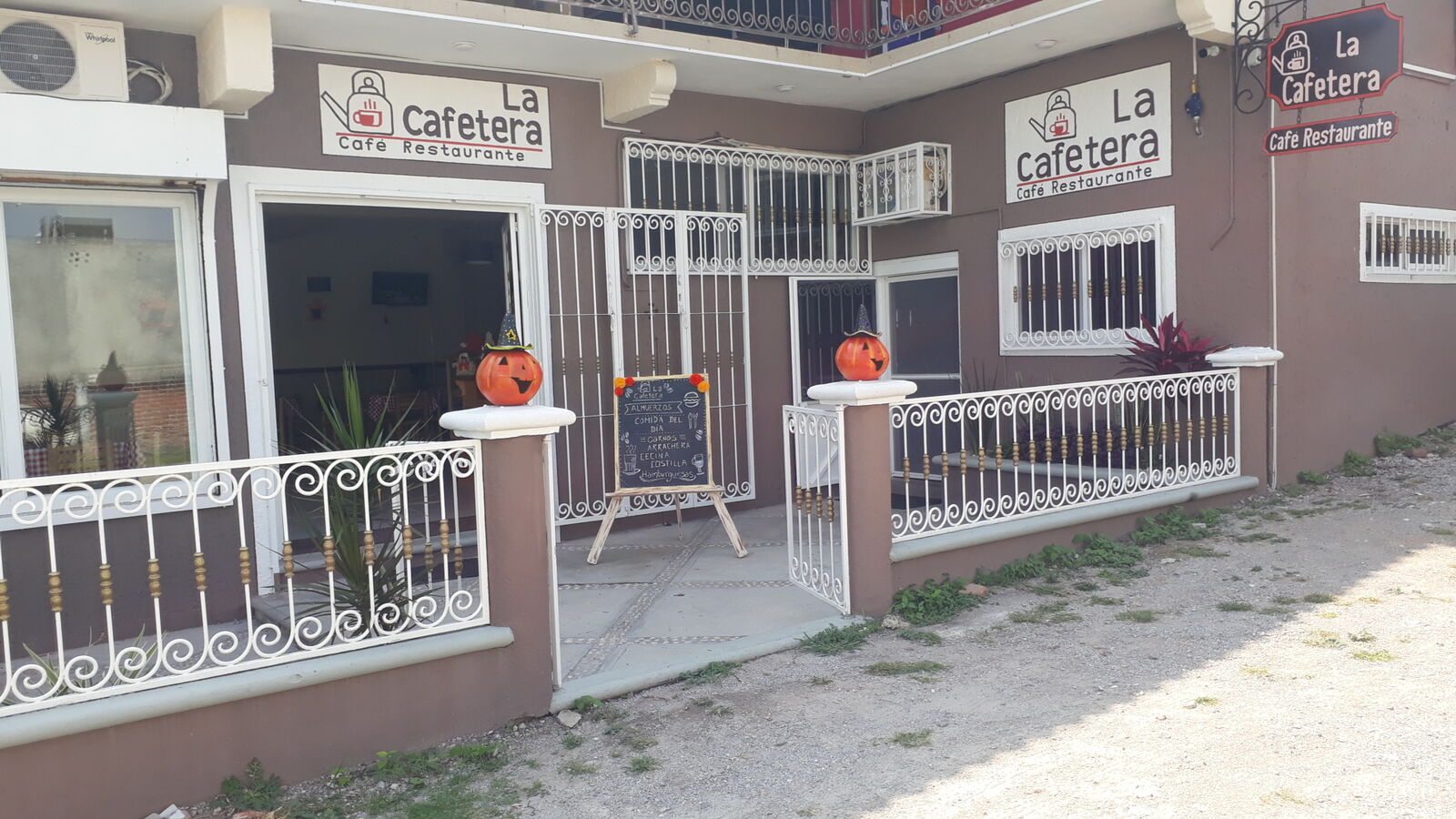 La Cafetera image 1
