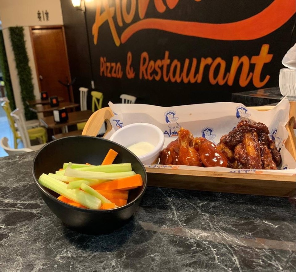 MOANA Restaurant & Pizza image 6