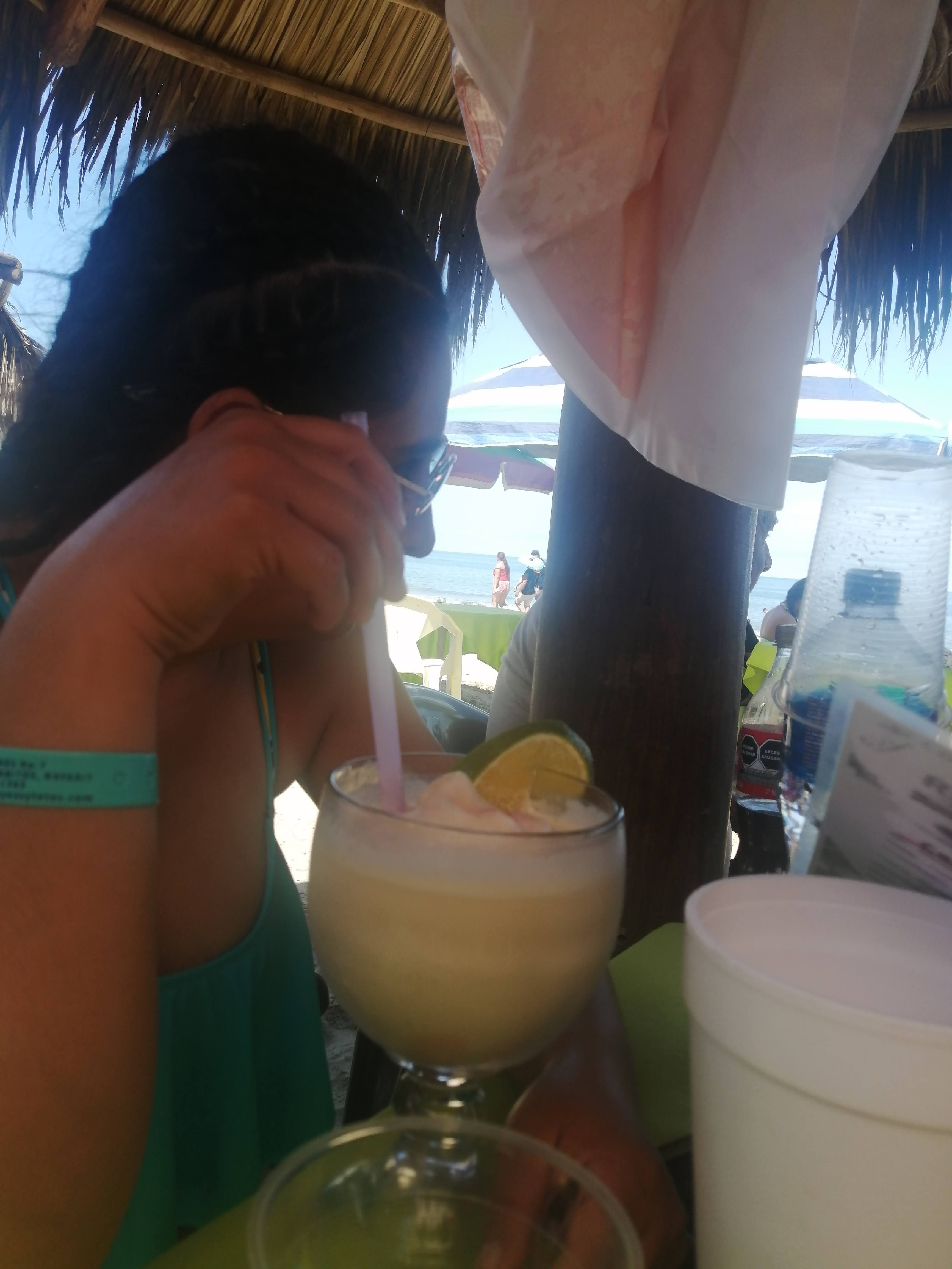 Victor's Beach Bar ( La Castilla ) image 7