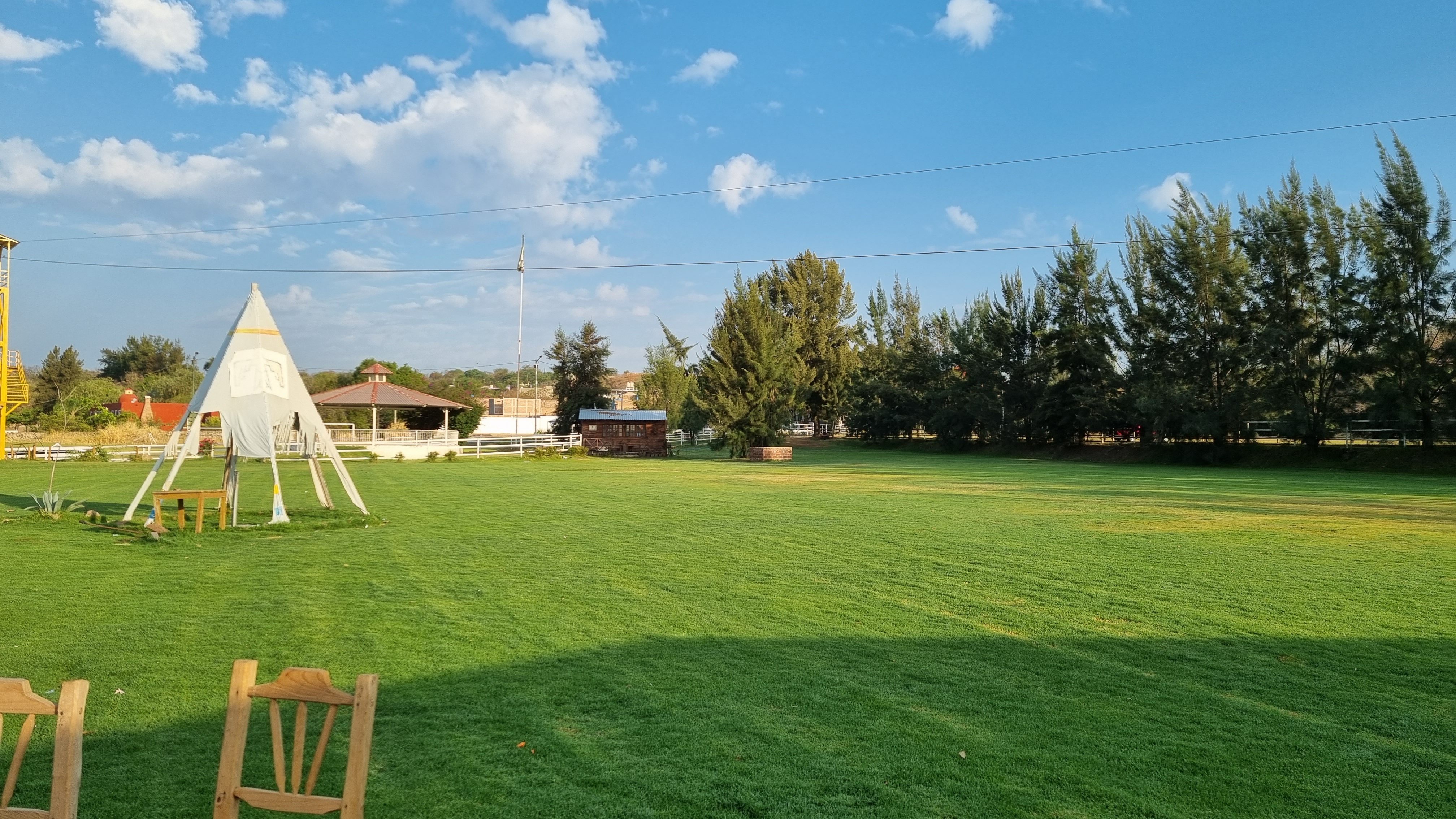 Terrace The Amadeos image 4