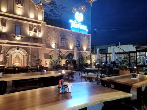 Mariscos Bloom - Seafood Restaurant Bar image 1