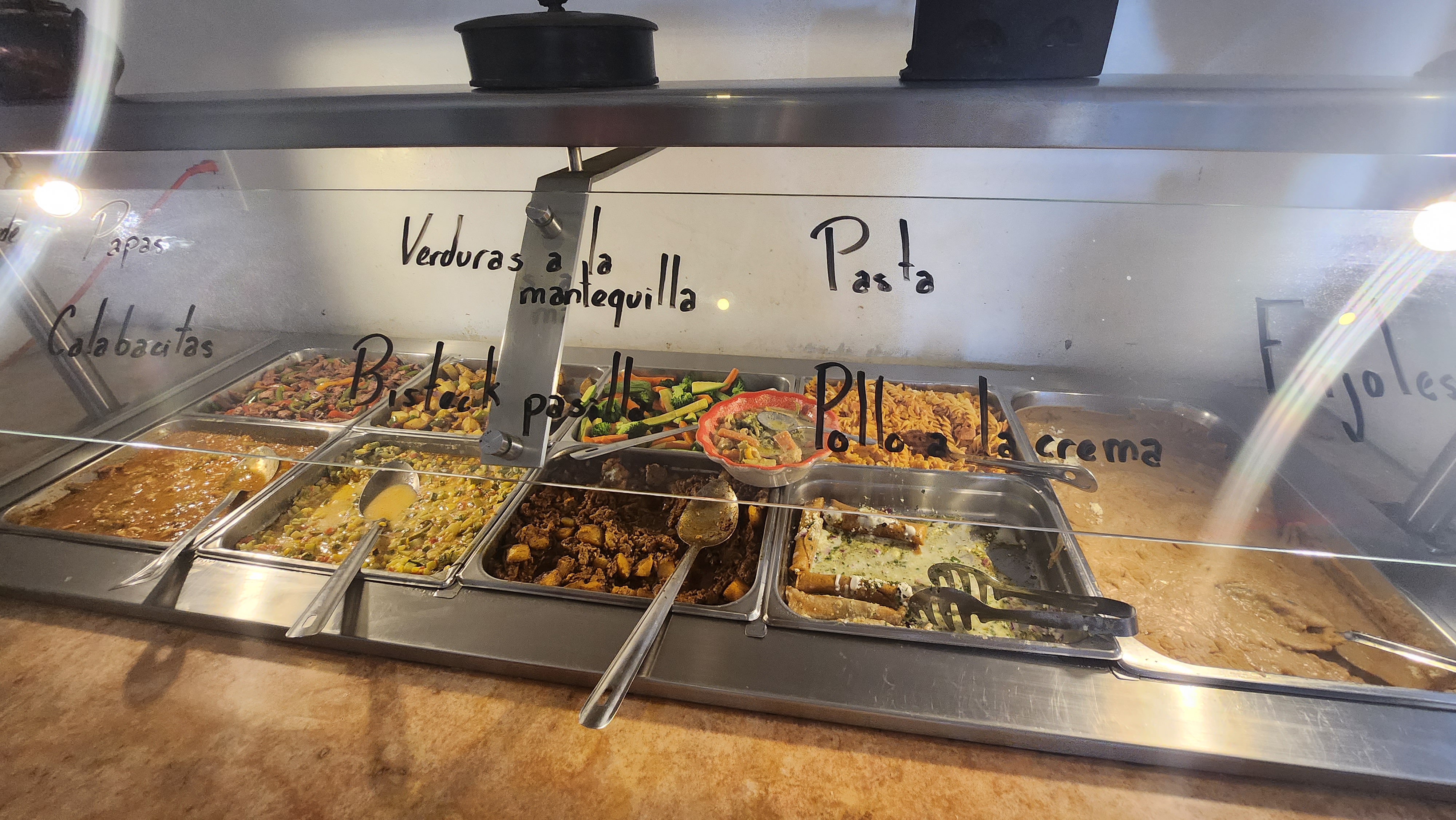 Mariscos Bloom - Seafood Restaurant Bar image 7