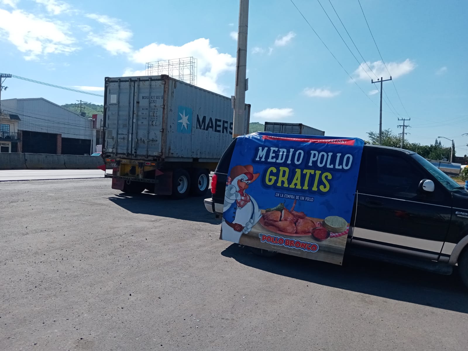 El Pollo Bronco image 4