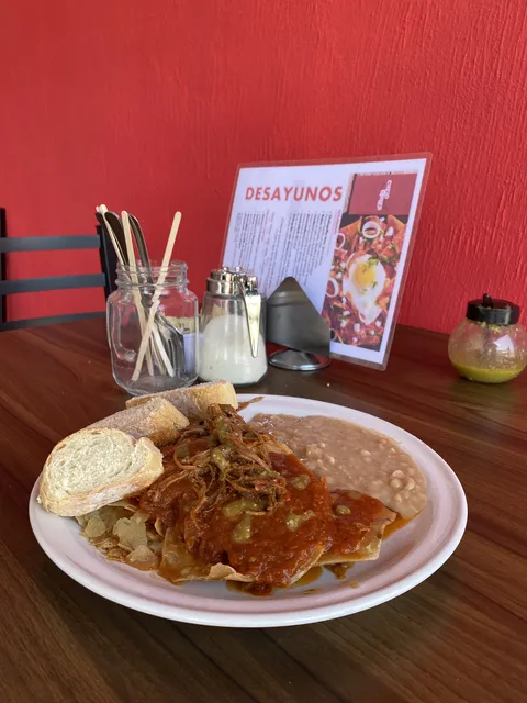 CheloQuiles image 6