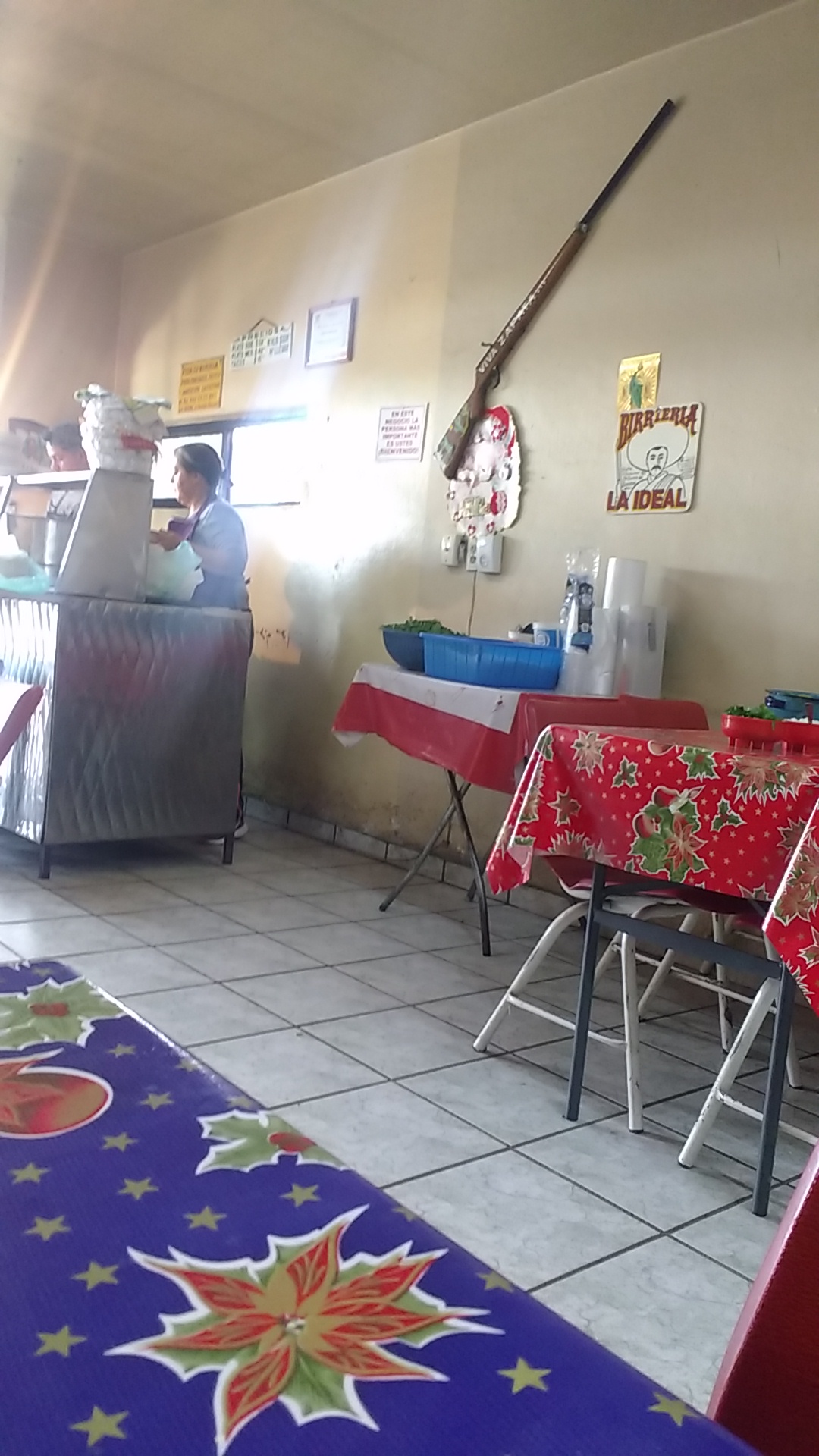 BIRRIERIA LA IDEAL image 3