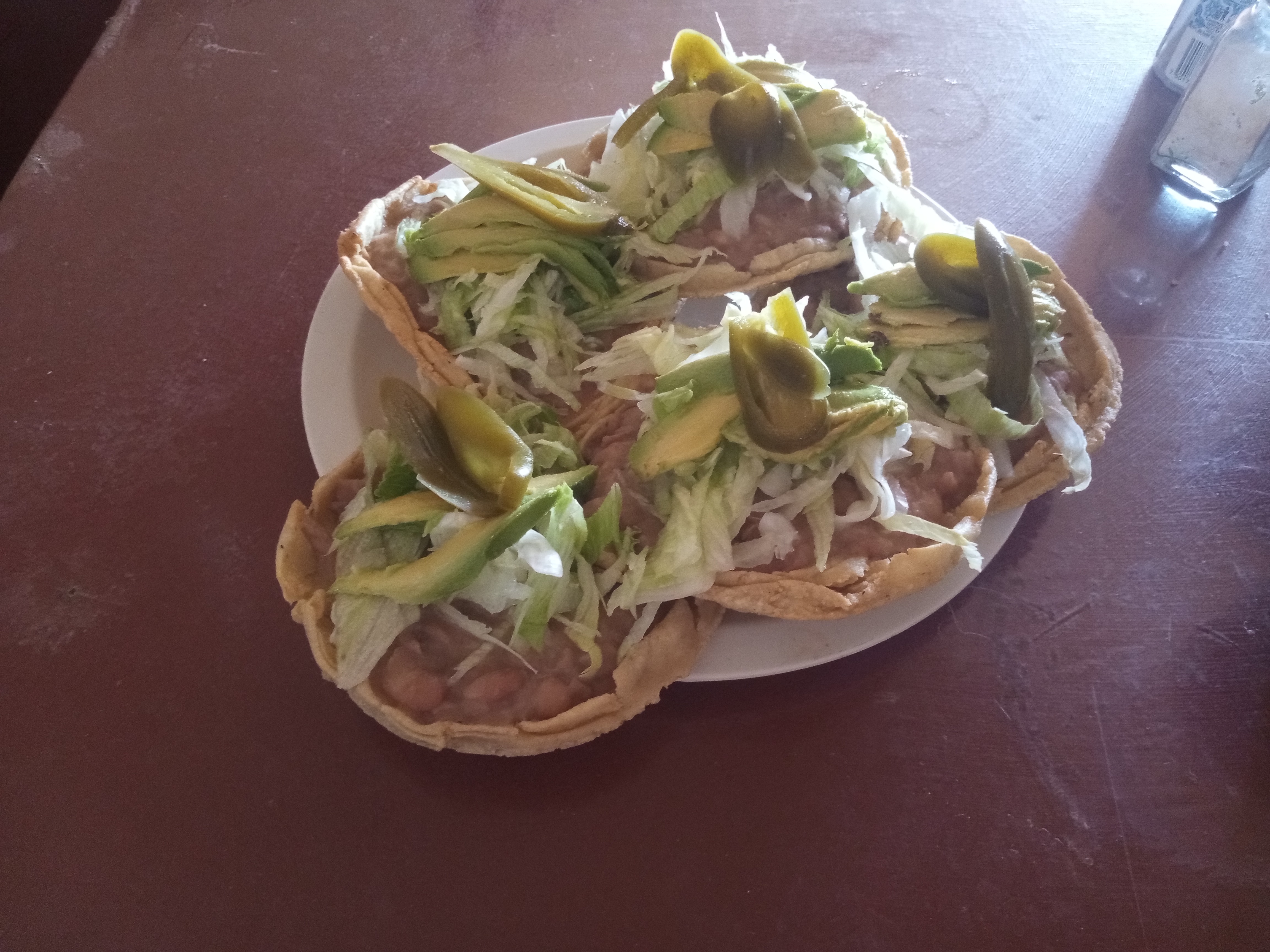 Loncheria navarros image 2