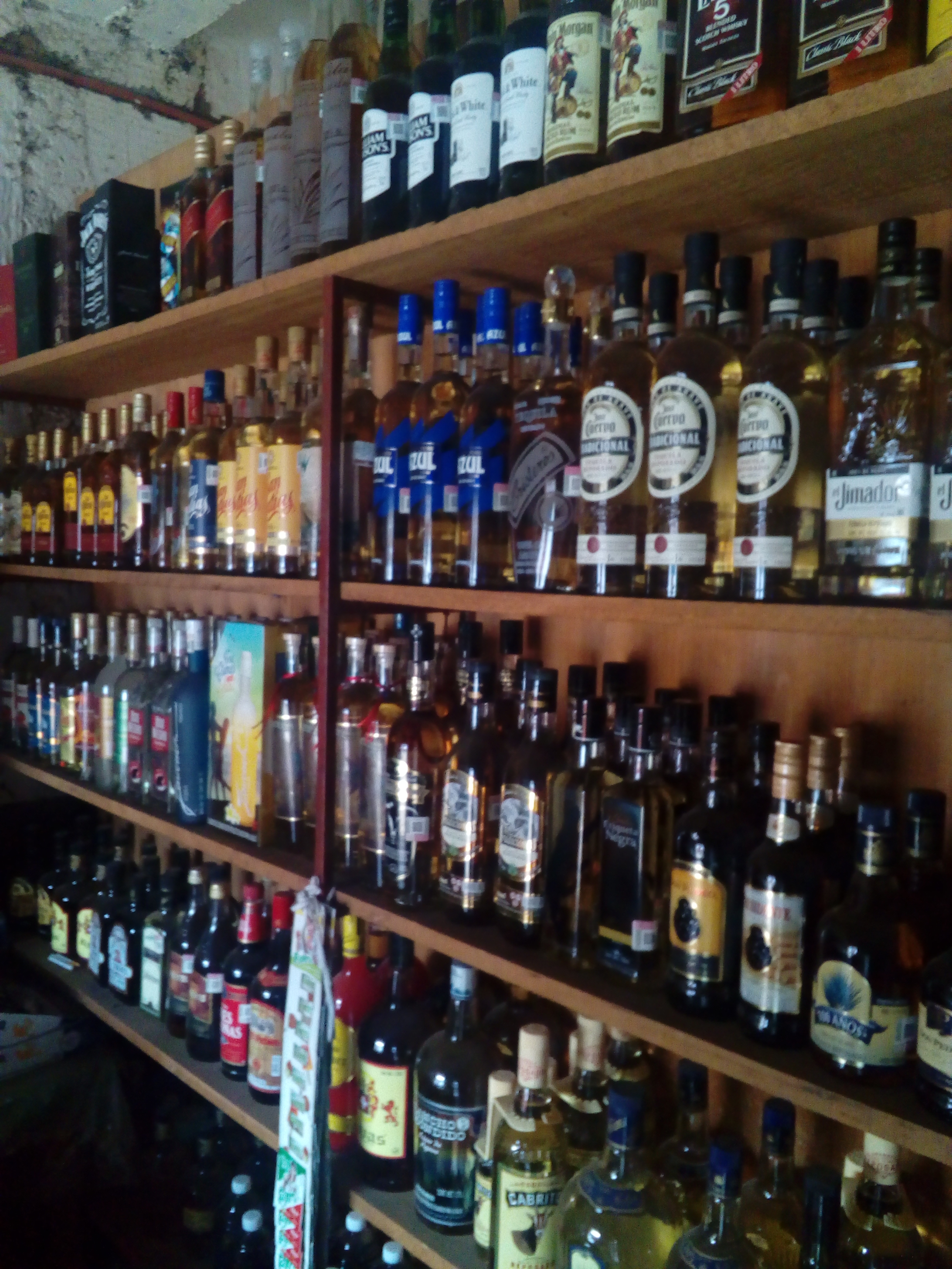 ABARROTES, VINOS Y HIELO "UEAMO" image 1