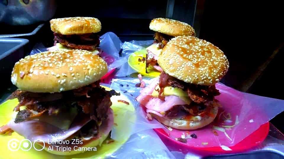 8a Burguers image 2