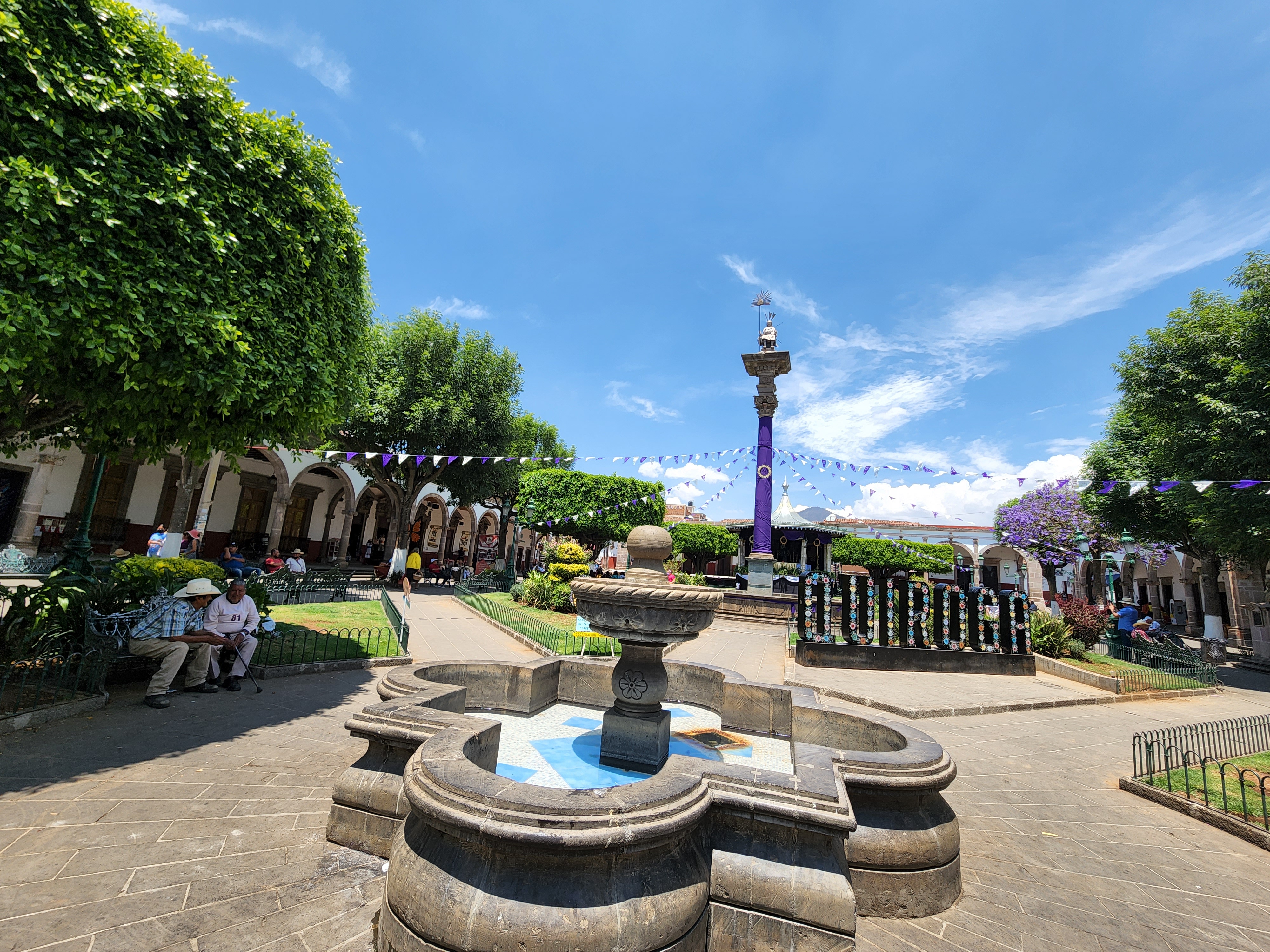 El Rey de las Carnitas image 4