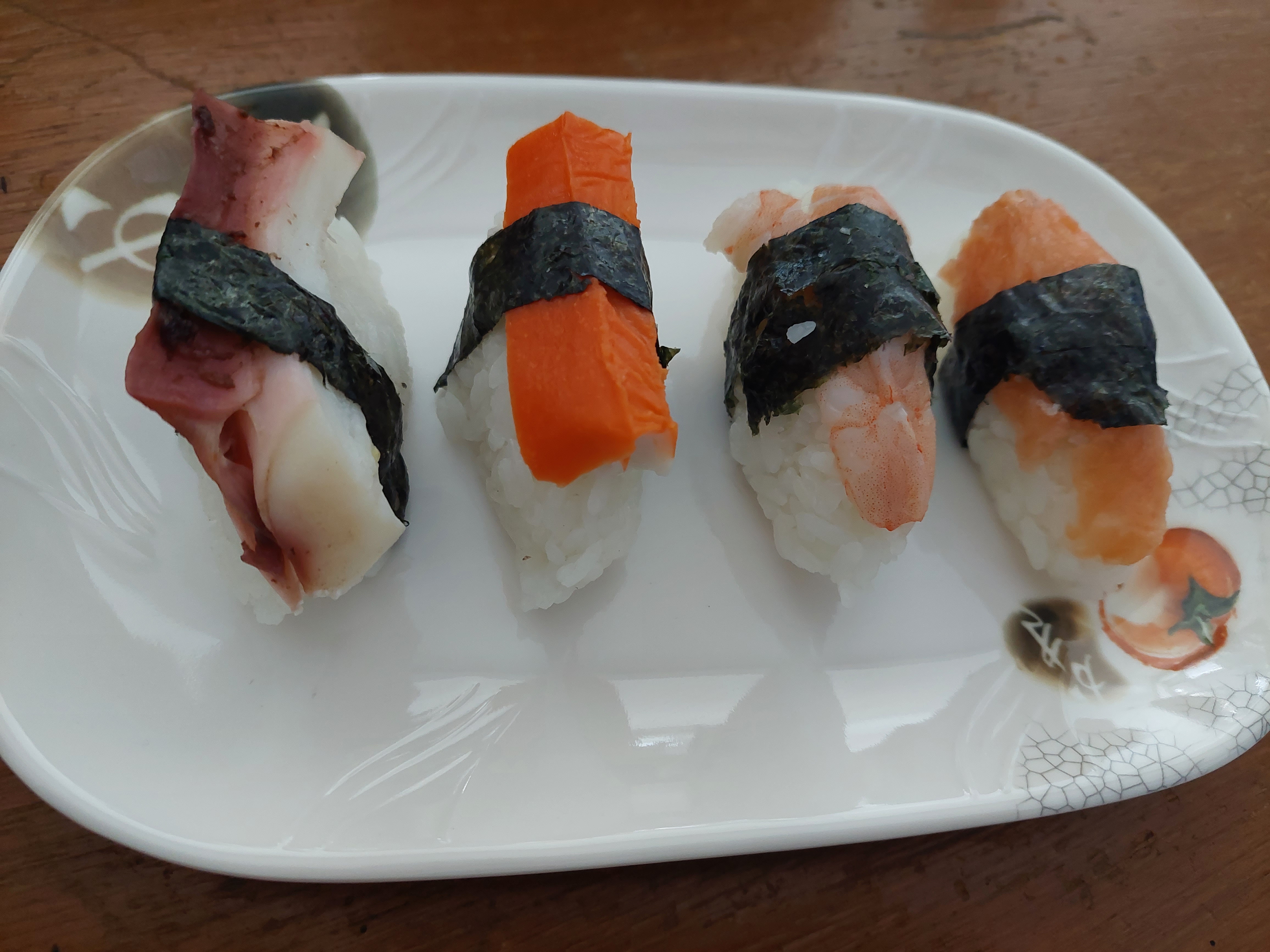 Sakura Sushi Quiroga image 4