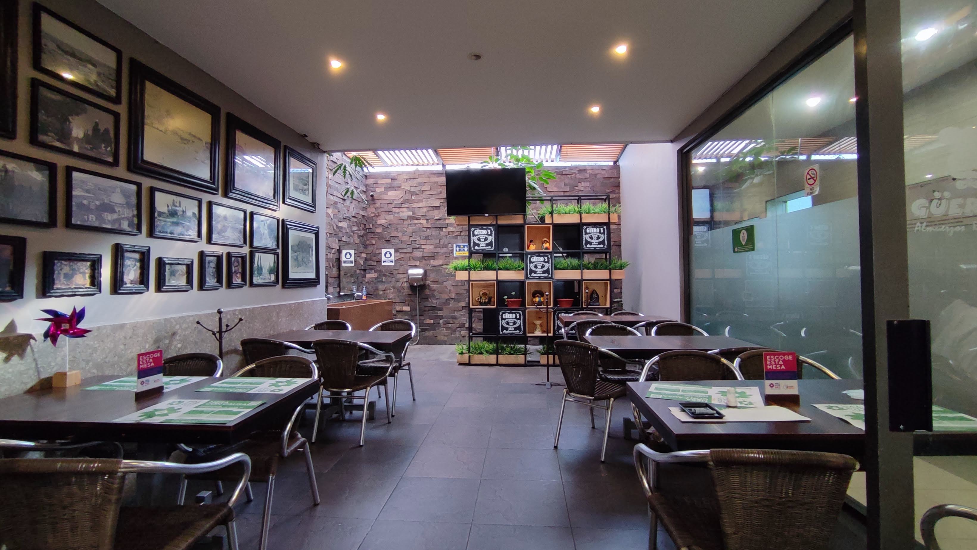 Güeros Restaurante image 9