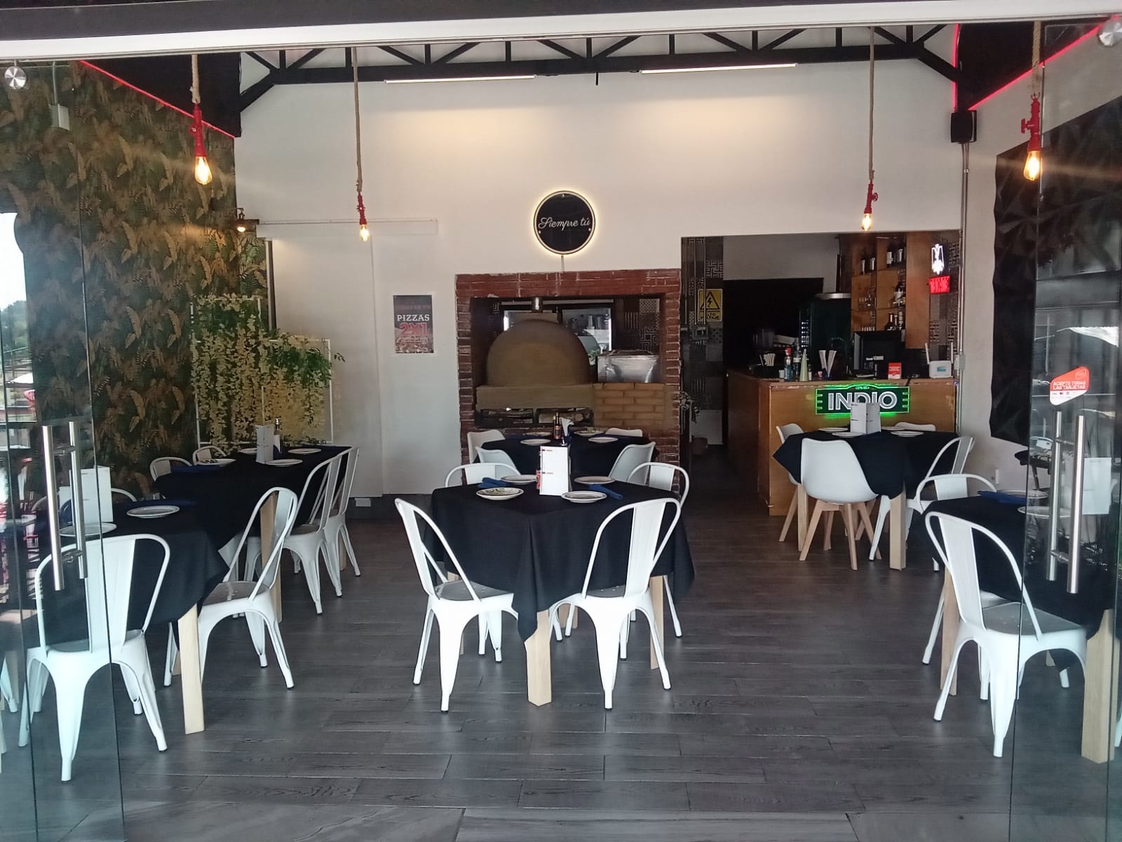 SIEMPRE TÚ - RESTAURANTE image 3