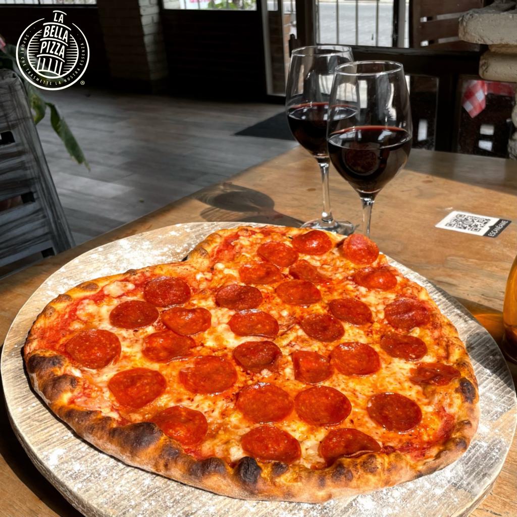 La Bella Pizza Cholula image 2